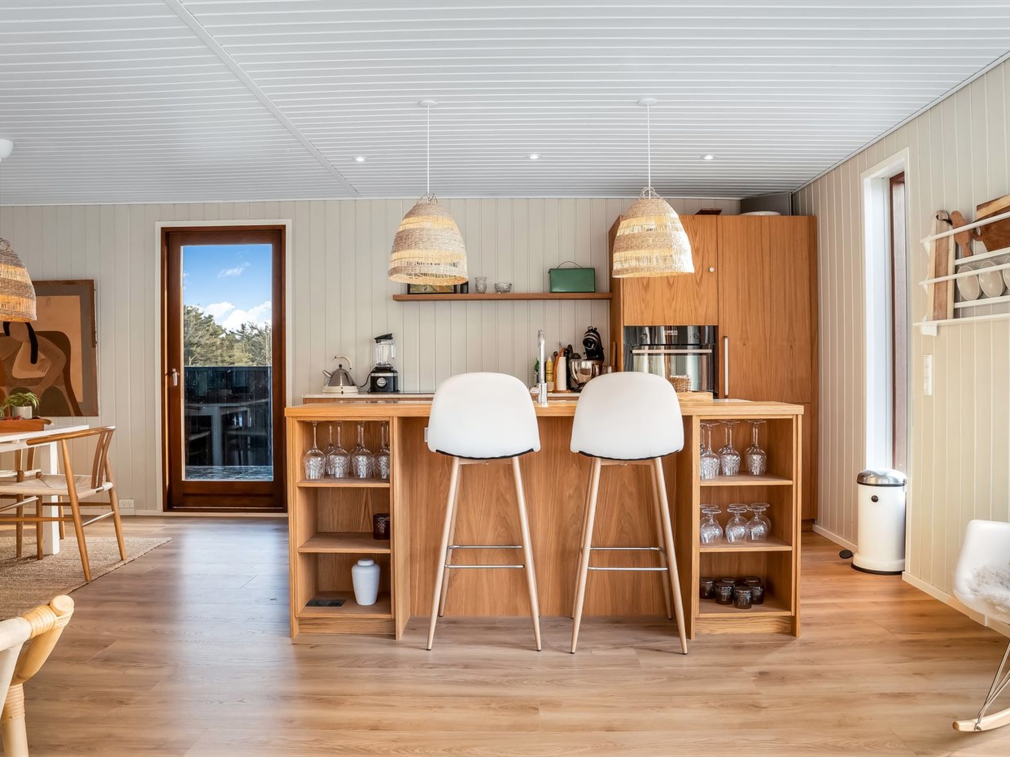 "Kiina" - 100m from the sea-Inside