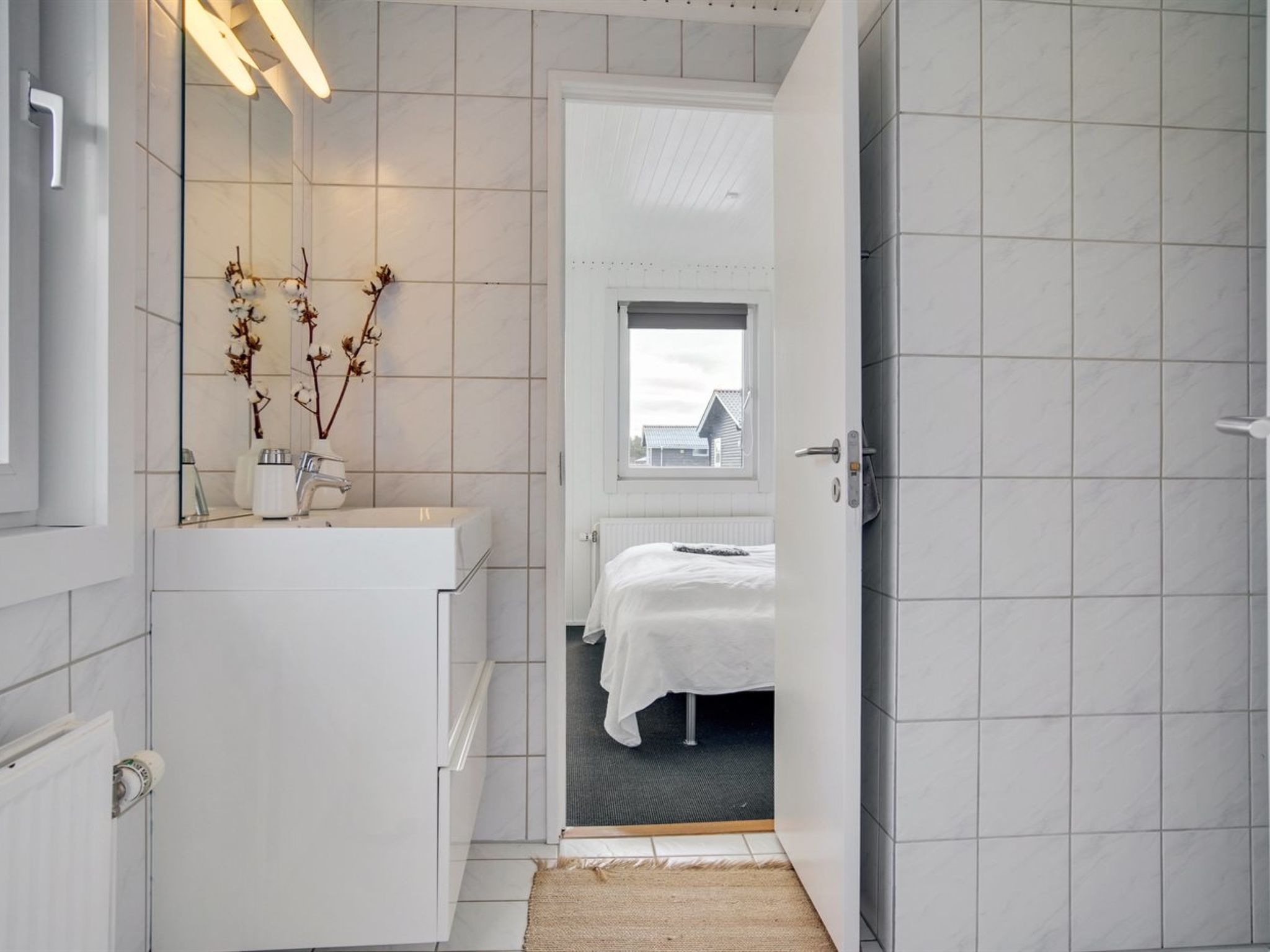 "Kiina" - 100m from the sea-Inside