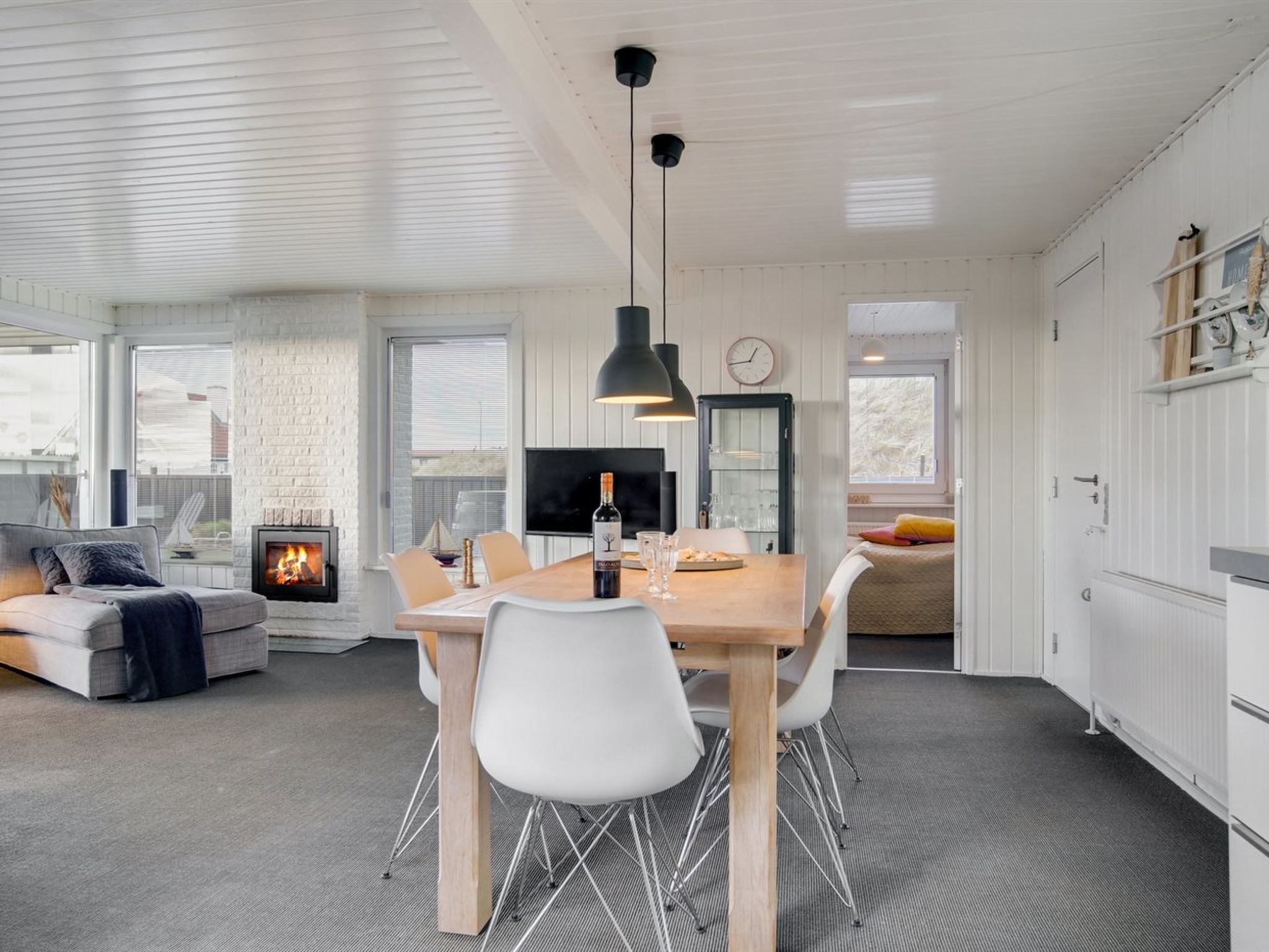 "Kiina" - 100m from the sea-Inside