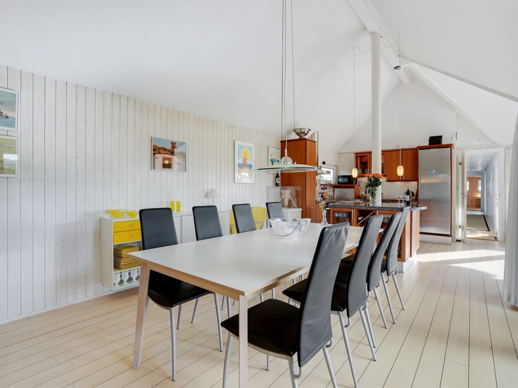 "Henric" - 100m from the sea-Drinnen