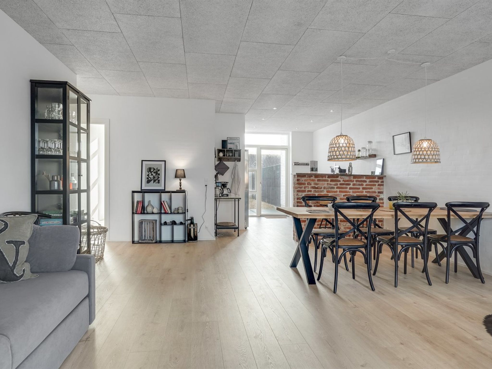 "Ilsabe" - 2km from the sea - Binnen