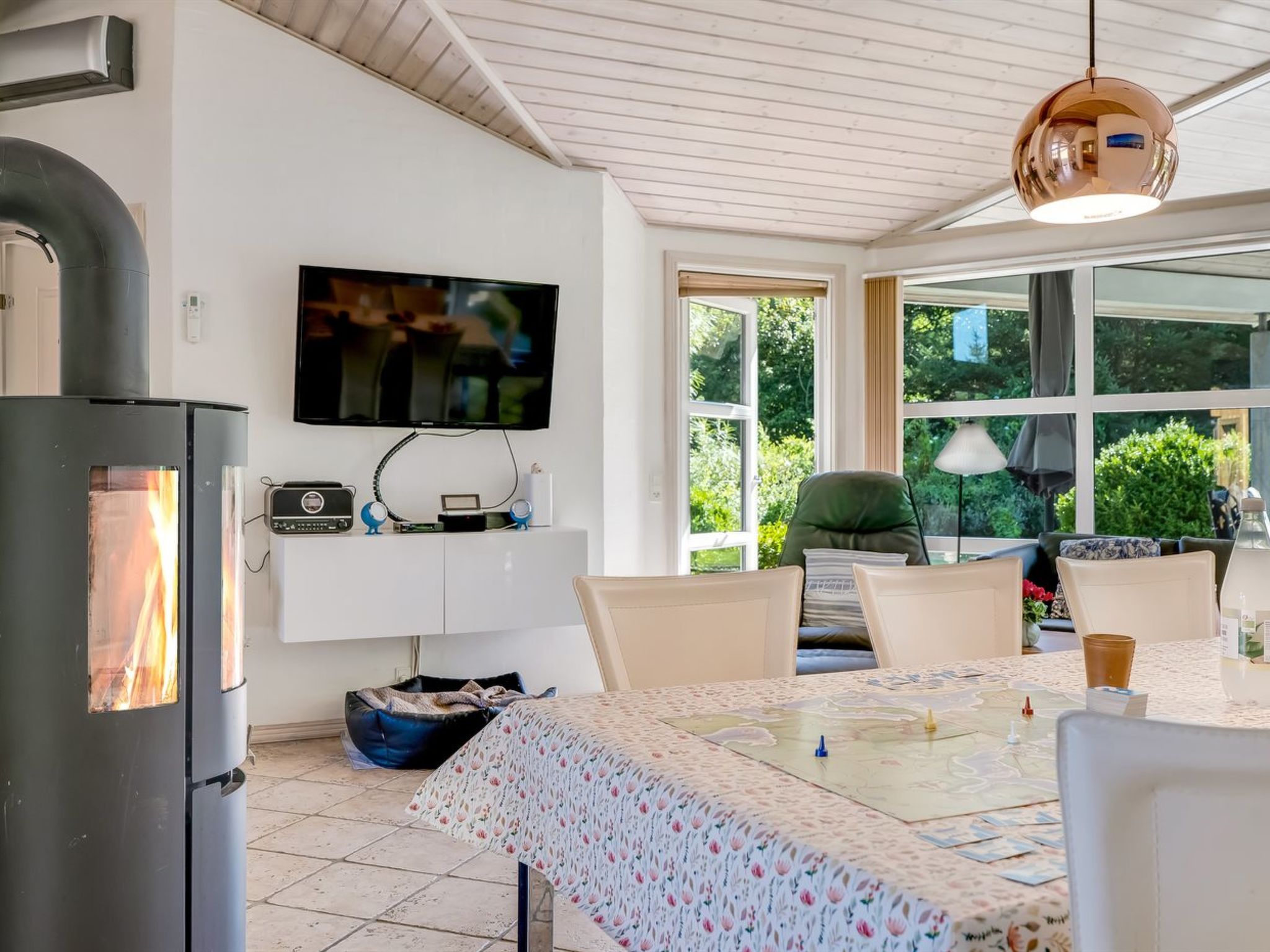 "Bina" - 1.9km from the sea - Binnen