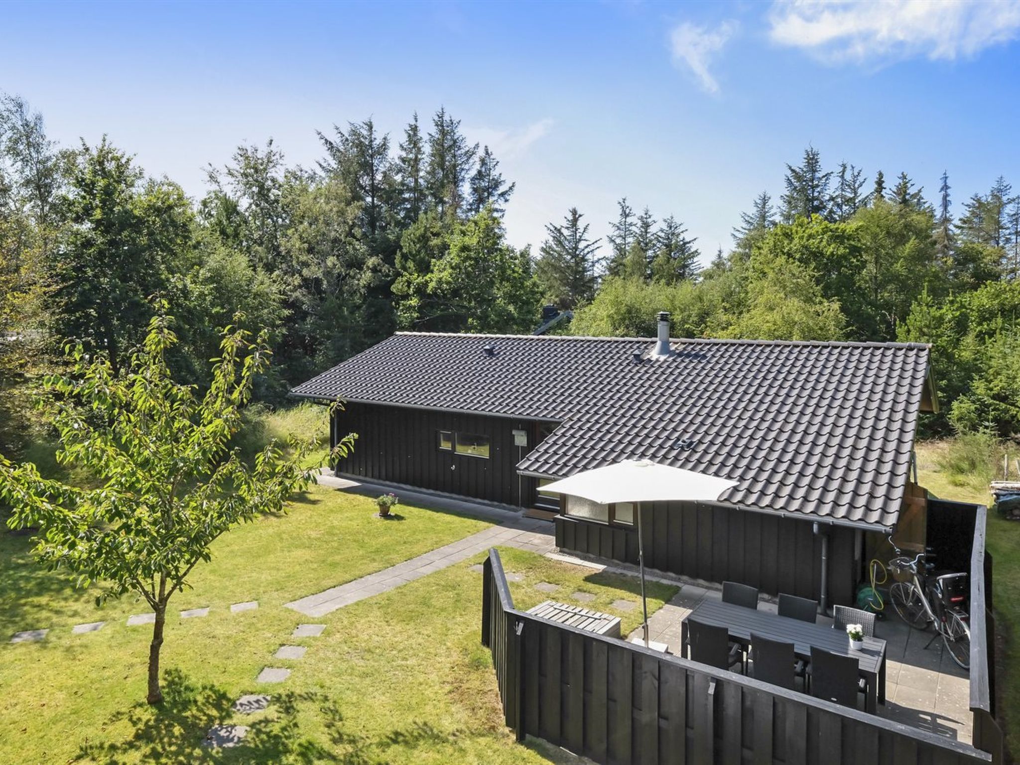 "Angja" - 800m from the sea - Outside