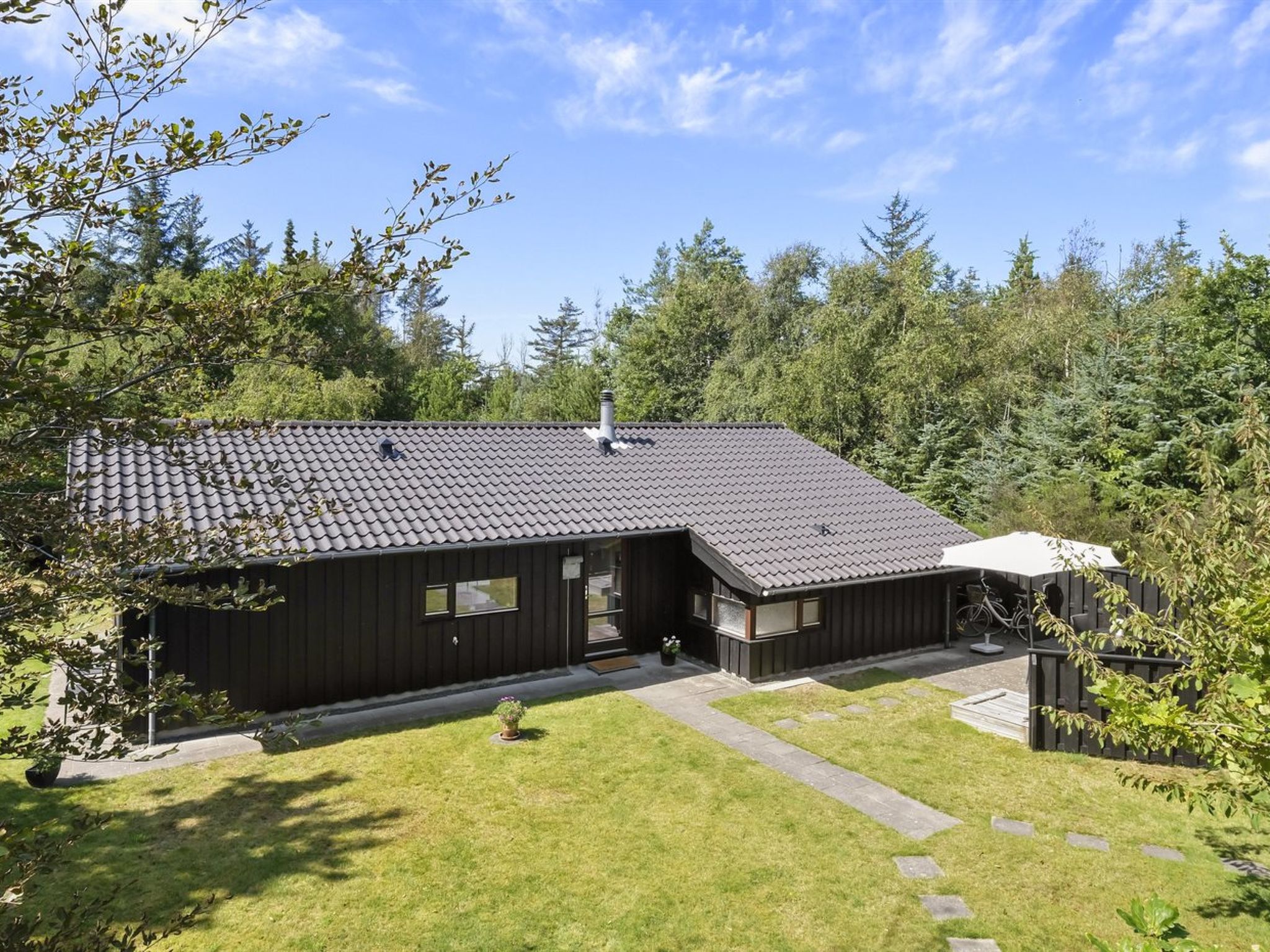 "Angja" - 800m from the sea - Outside