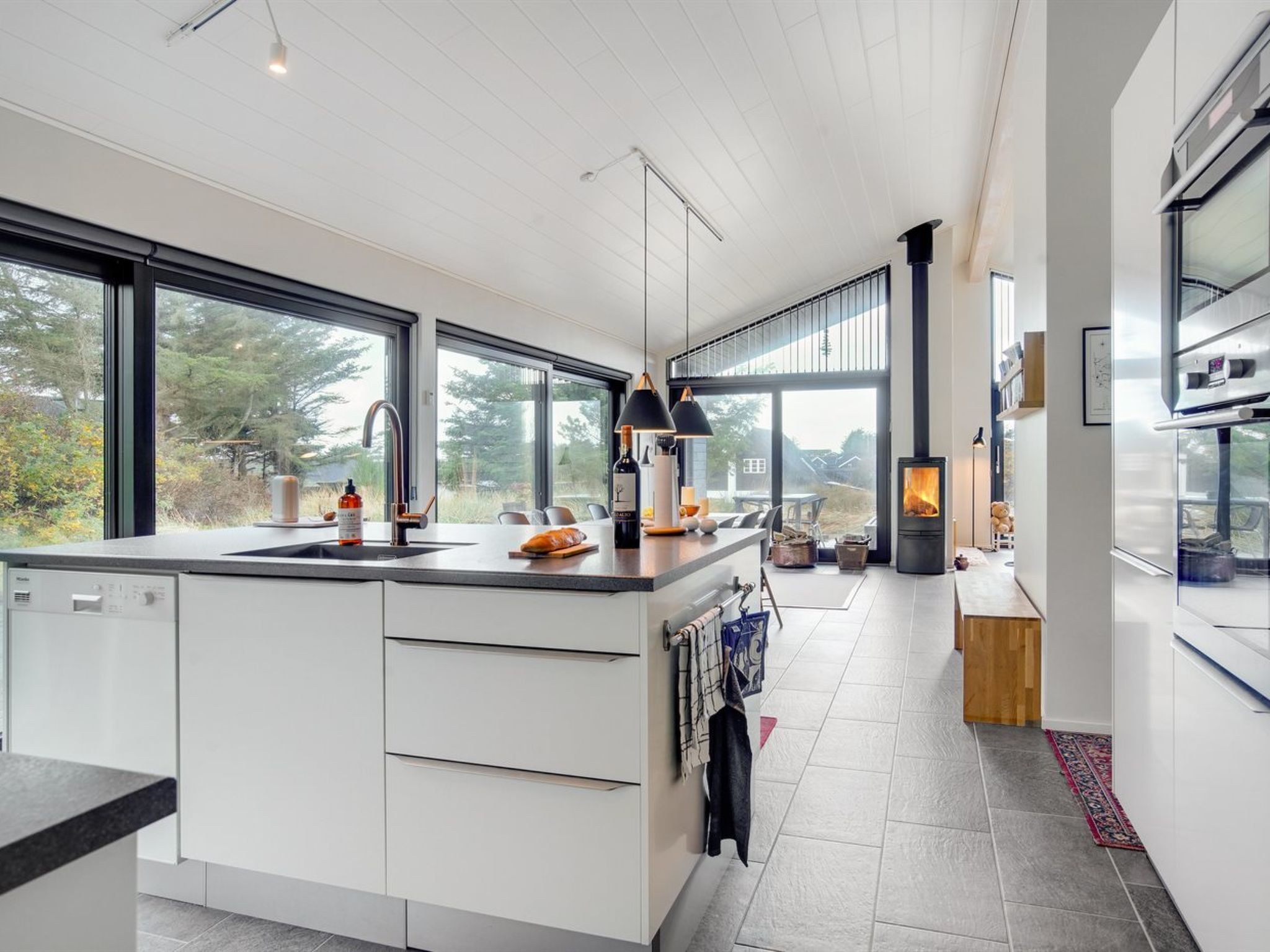 "Minttu" - 700m from the sea - Drinnen