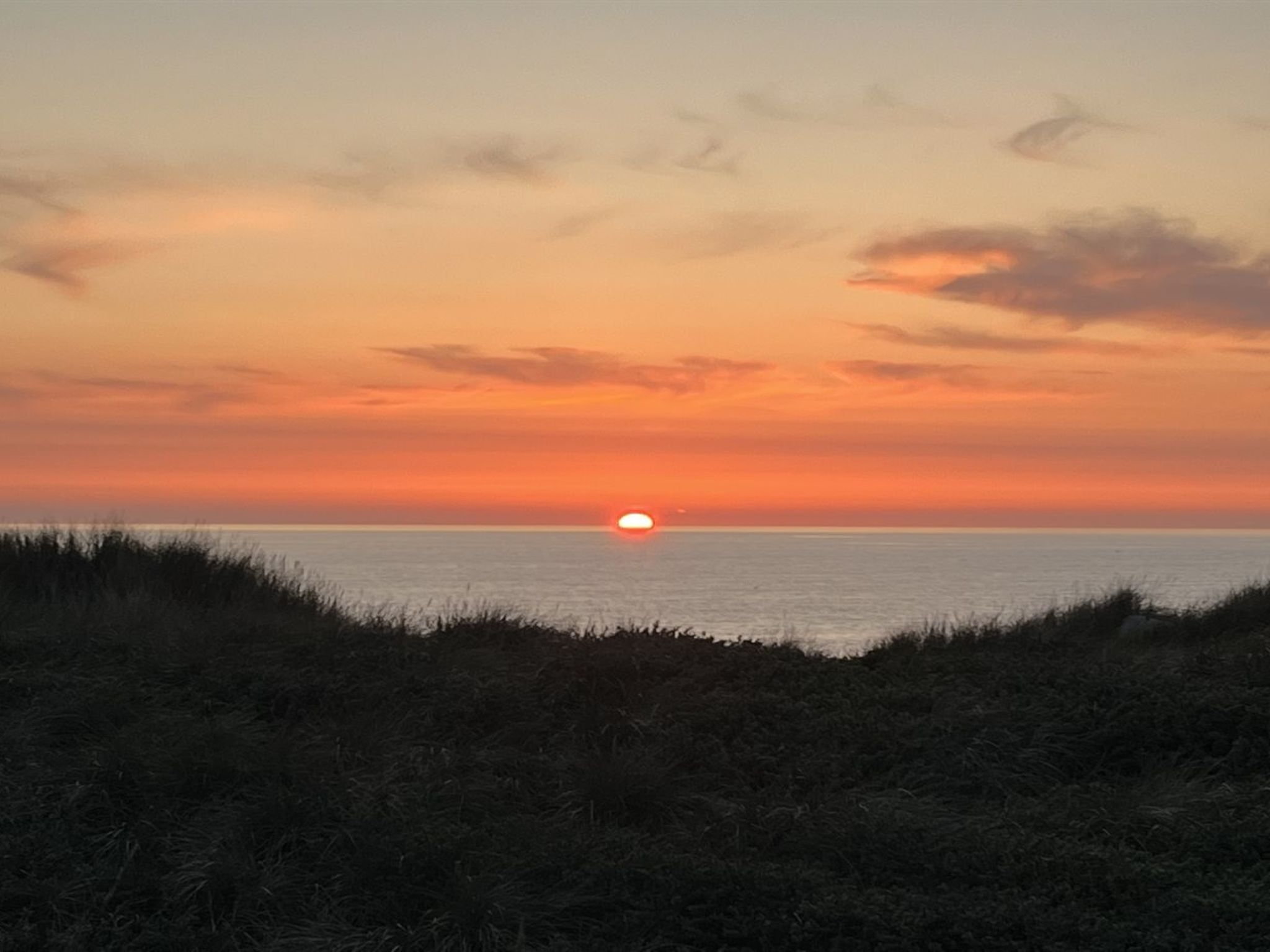 "Erwith" - 50m from the sea-Buiten