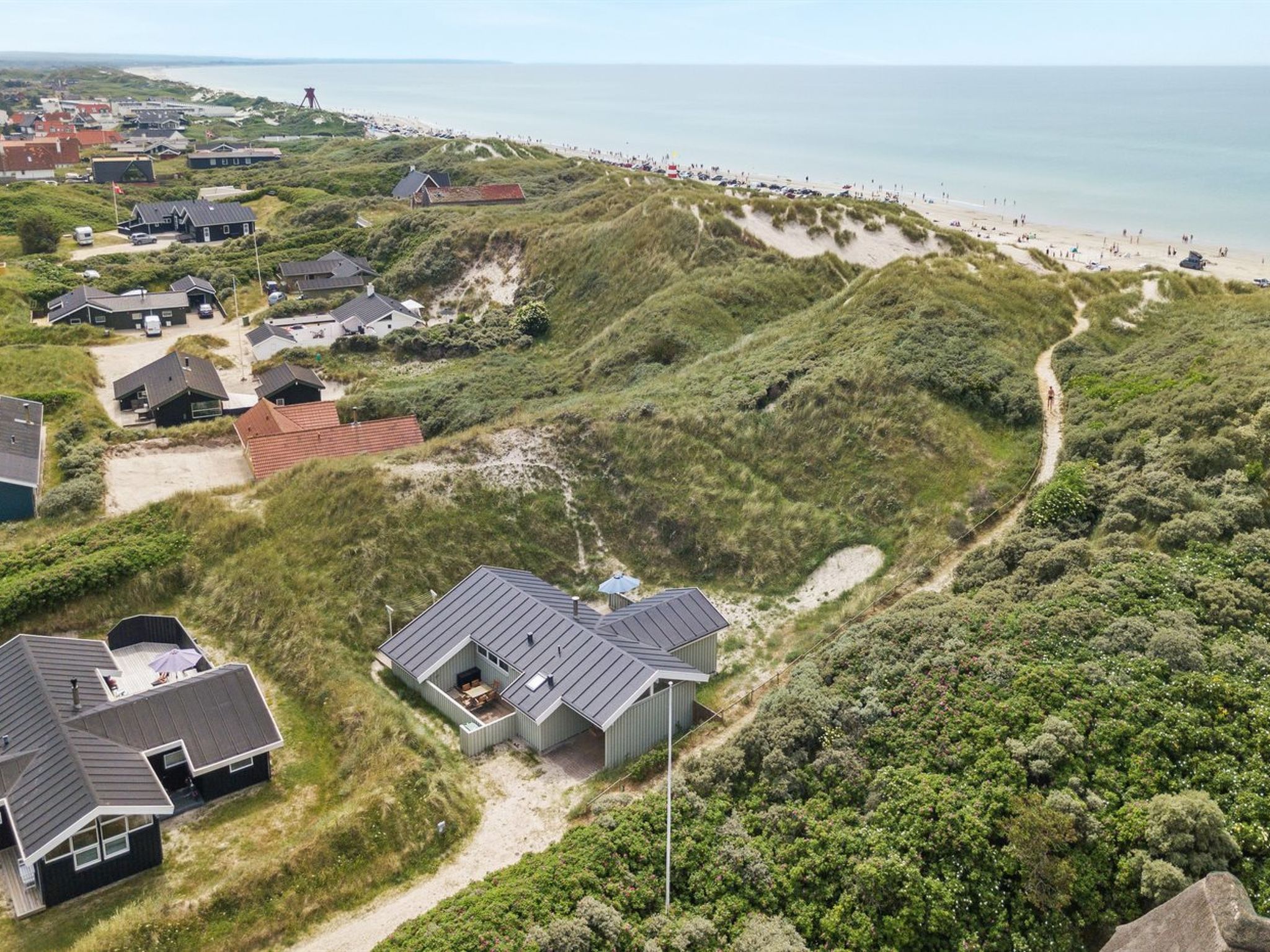 "Erwith" - 50m from the sea-Buiten