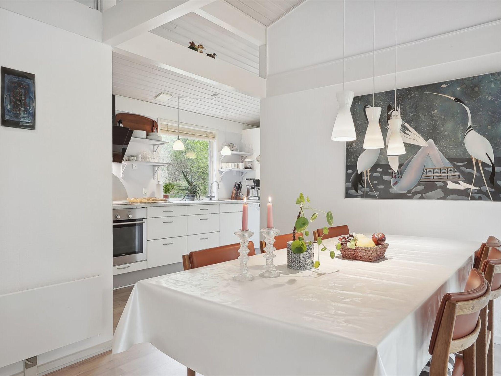 "Seraphina" - 2km from the sea - Binnen