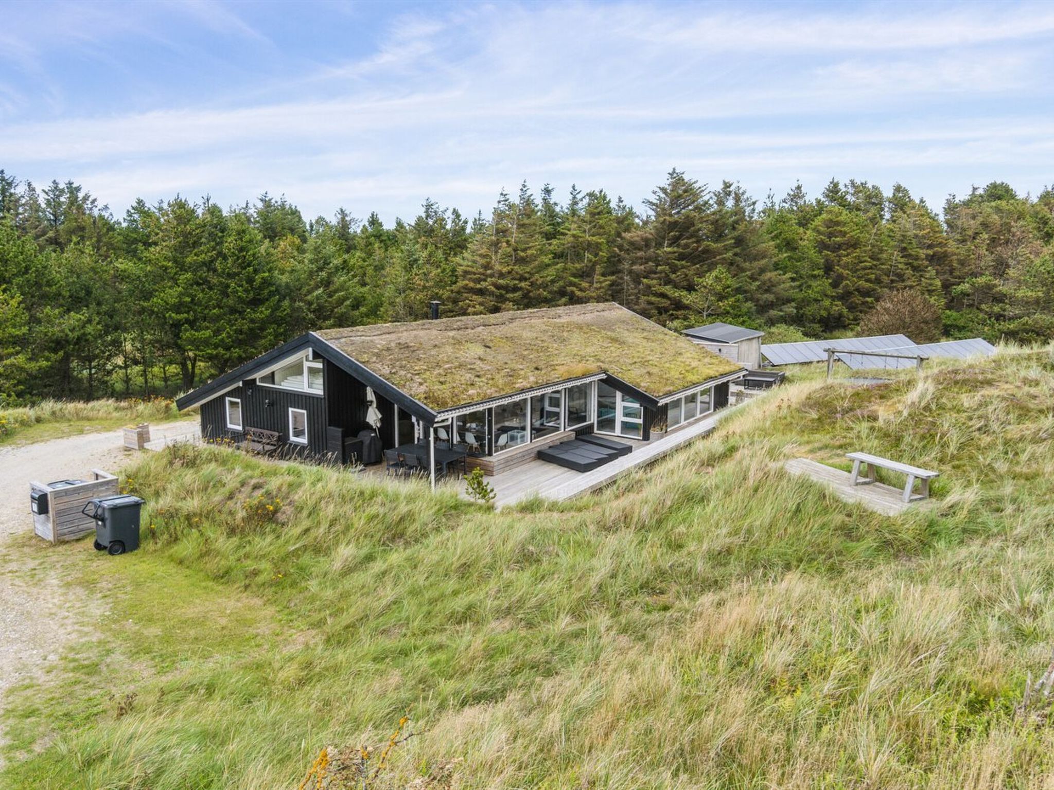 "Nilson" - 1.4km from the sea