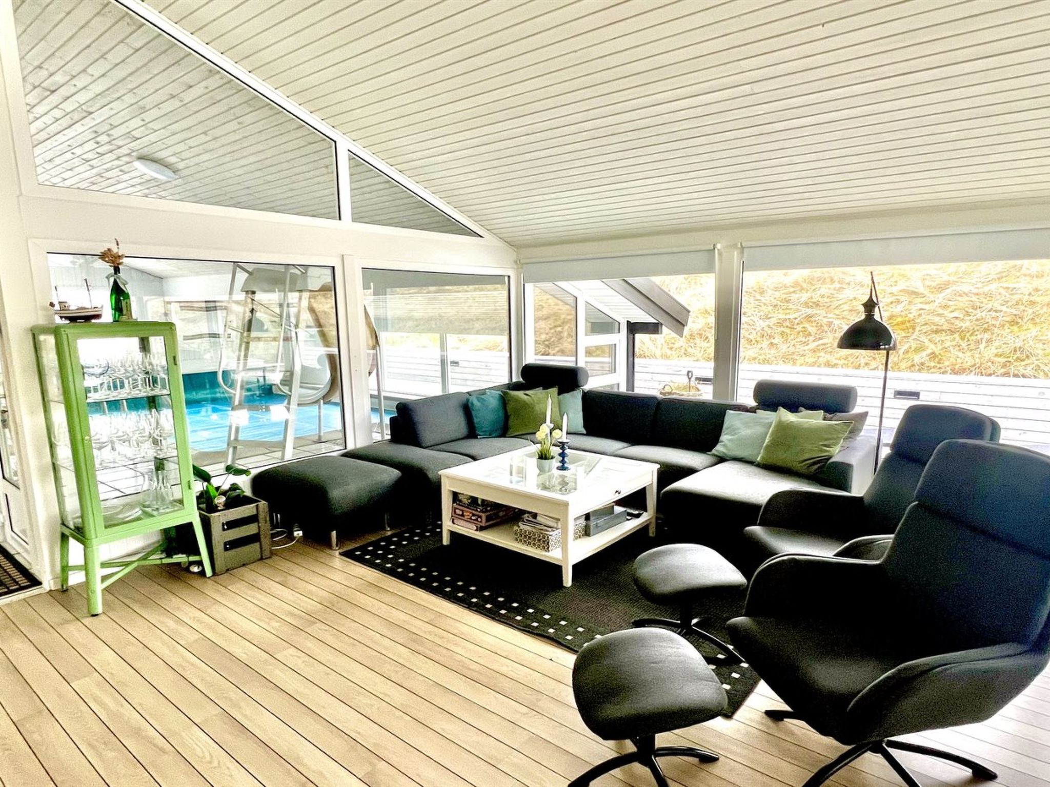 "Nilson" - 1.4km from the sea - Binnen