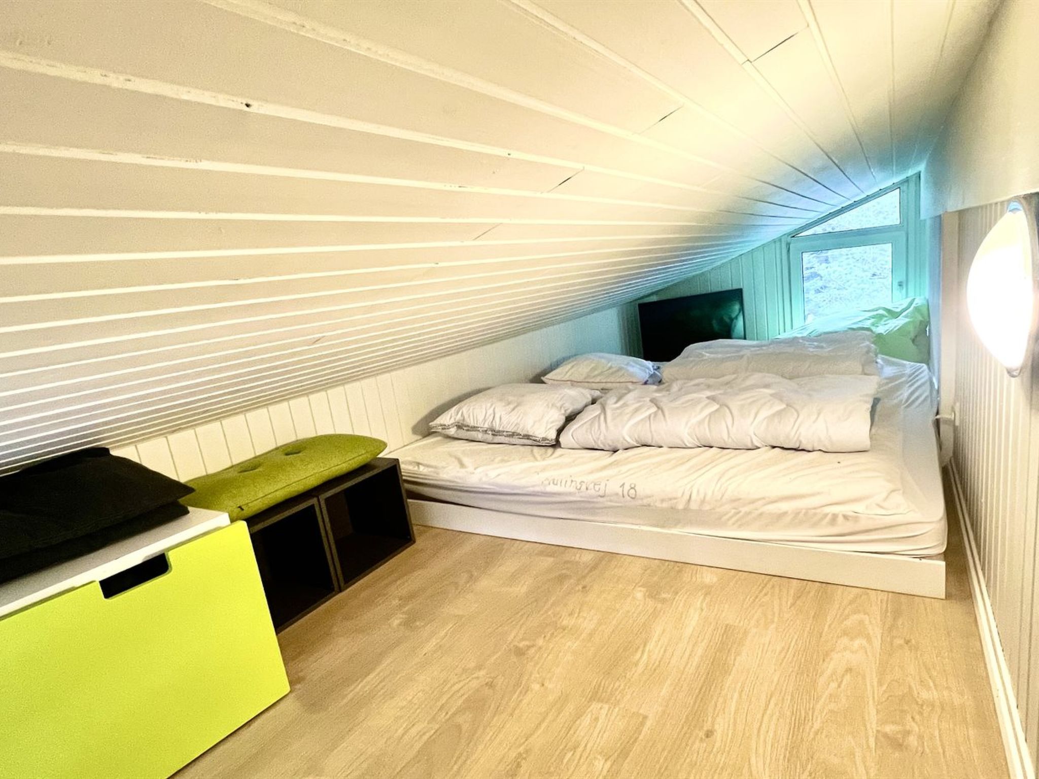 "Nilson" - 1.4km from the sea - Binnen