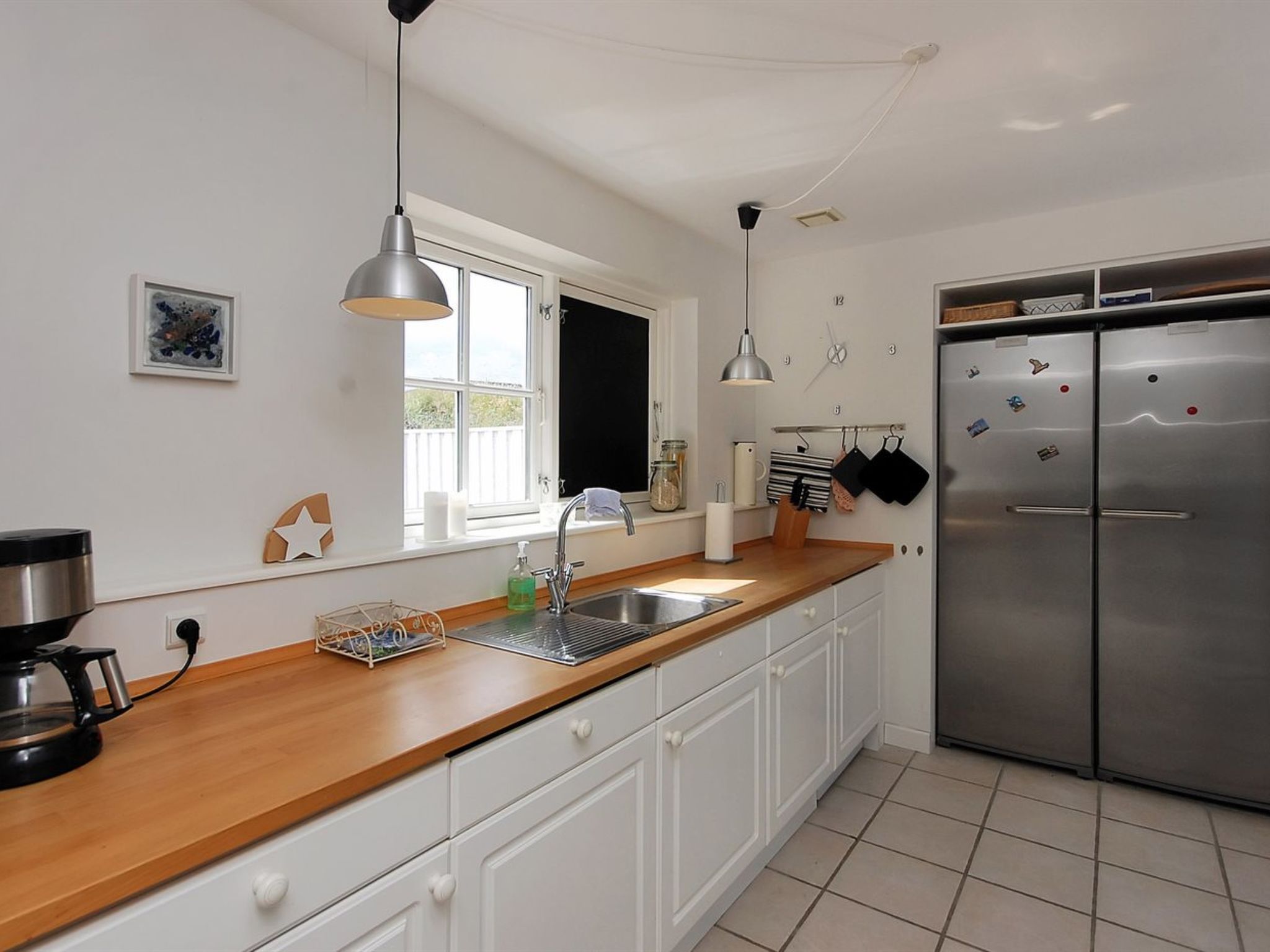 "Alita" - 1.2km from the sea - Binnen