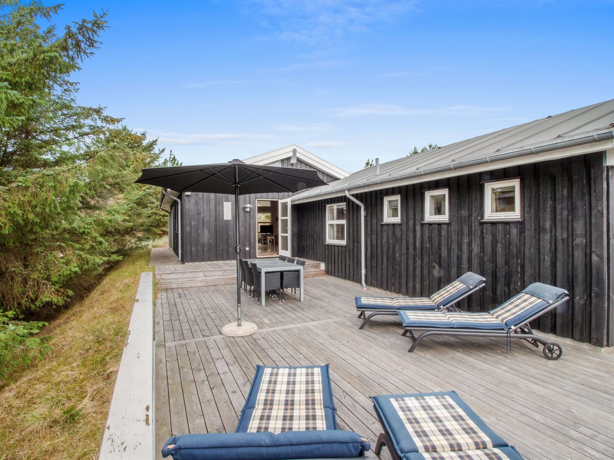 "Heraldina" - 1km from the sea - Buiten