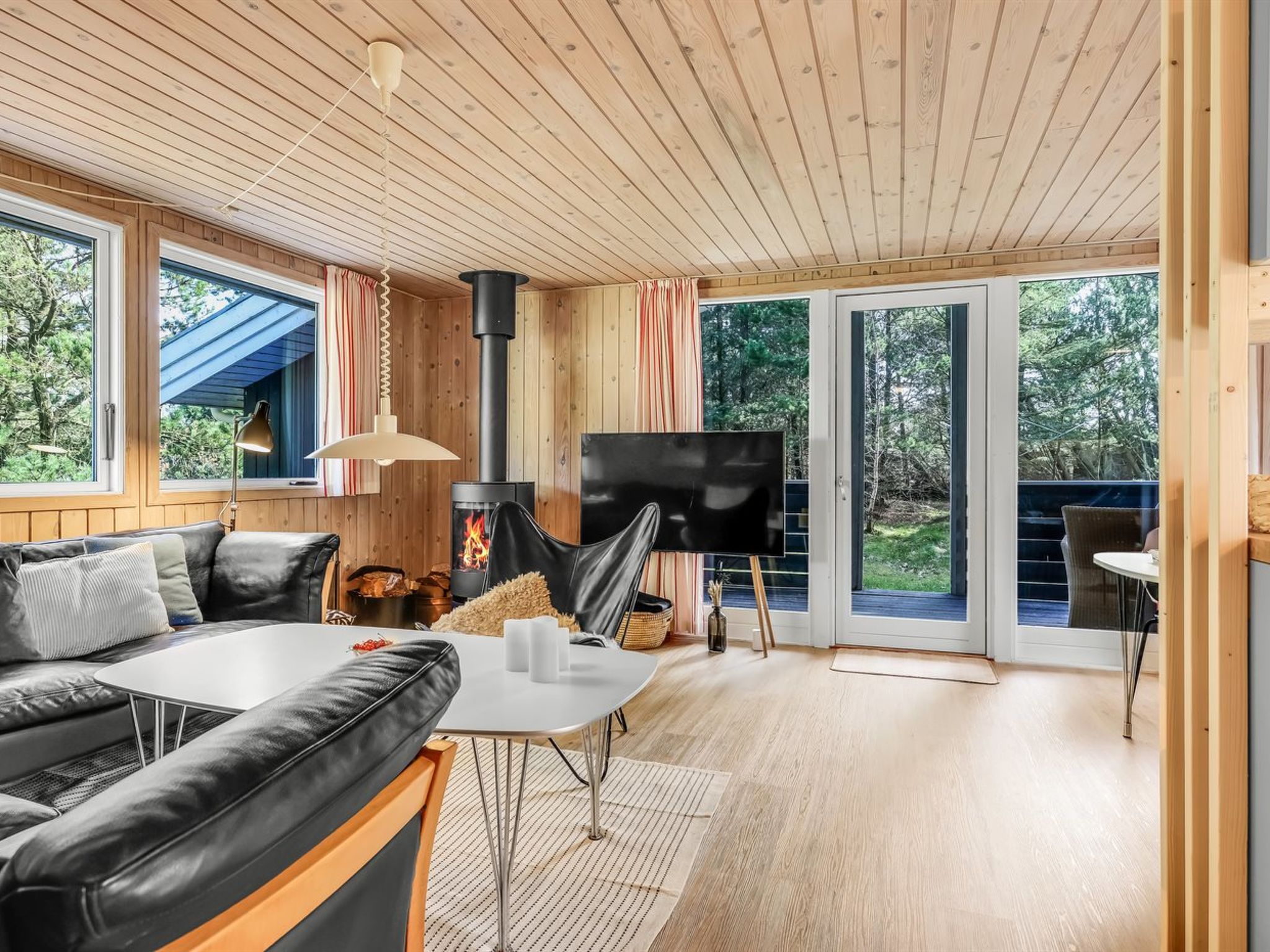 "Eriksine" - 1.9km from the sea - Inside