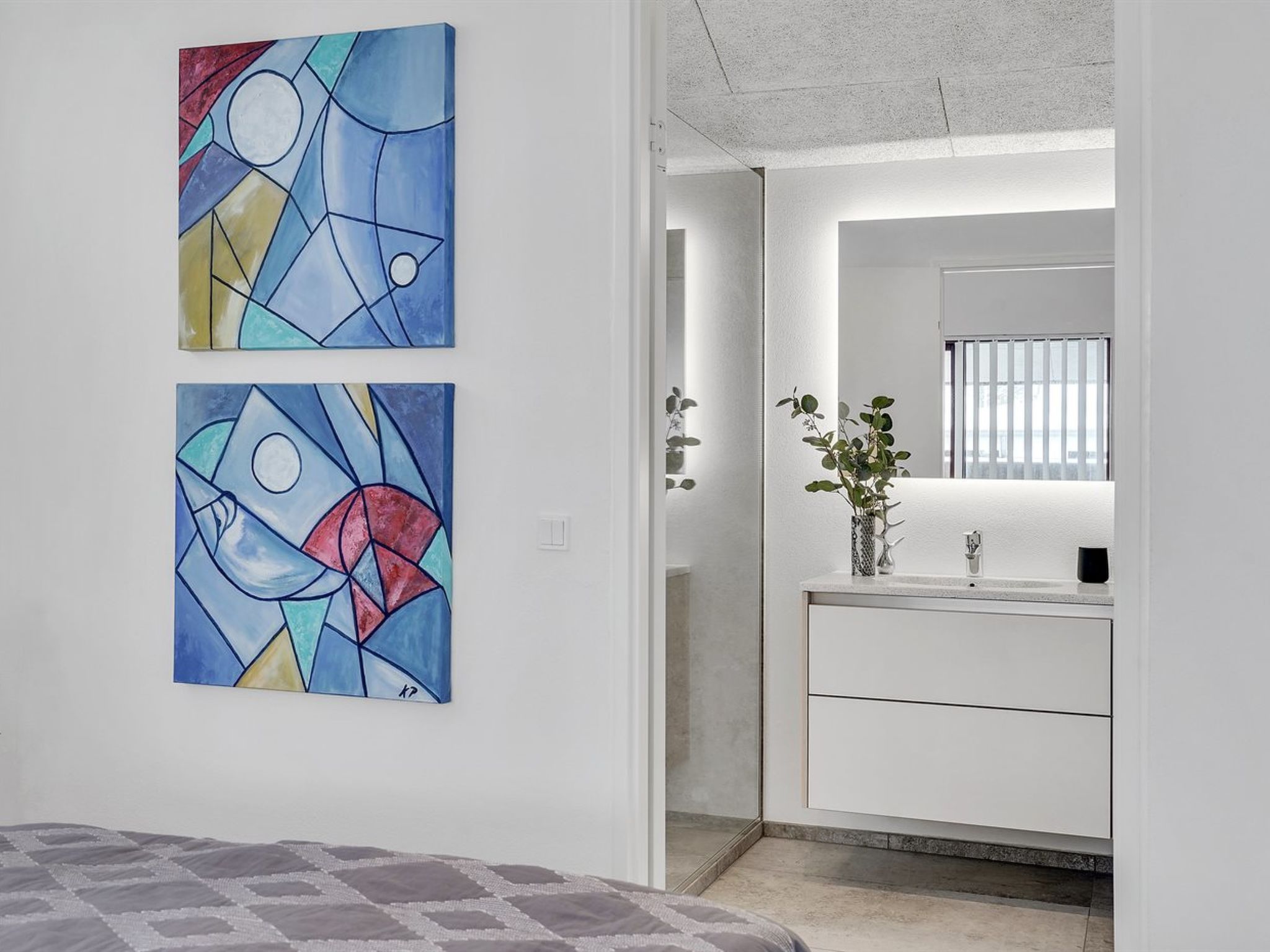"Aaran" - 700m from the sea - Inside
