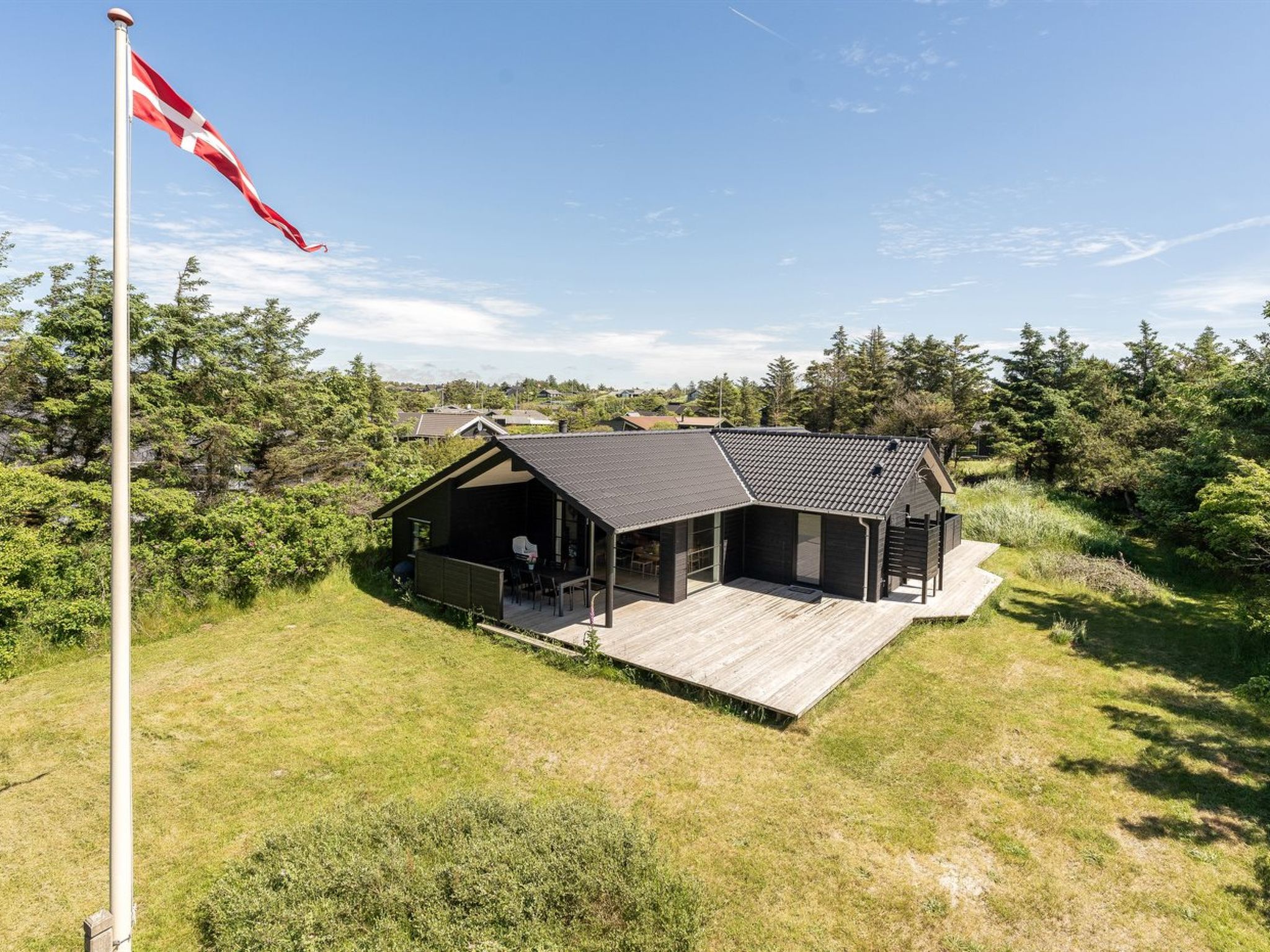 "Annvy" - 400m from the sea