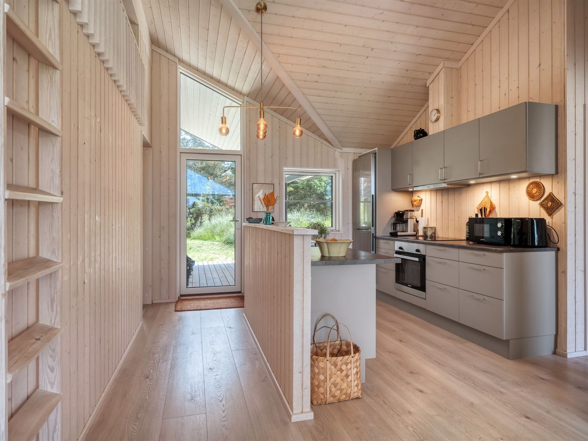 "Annvy" - 400m from the sea - Drinnen