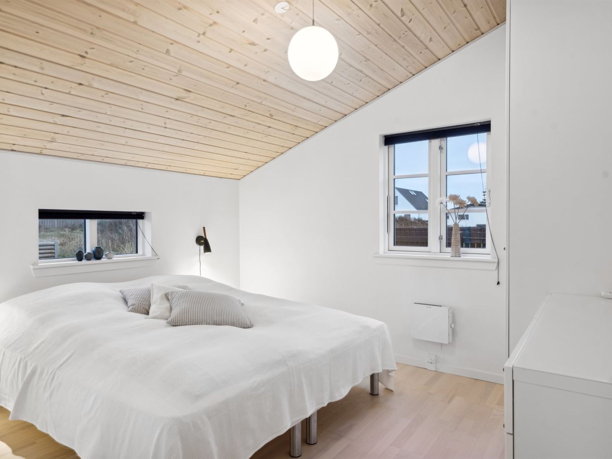 "Svante" - 600m from the sea - Binnen