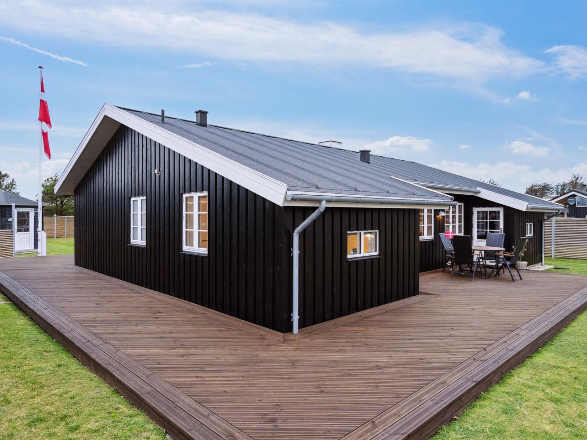 "Svante" - 600m from the sea - Buiten