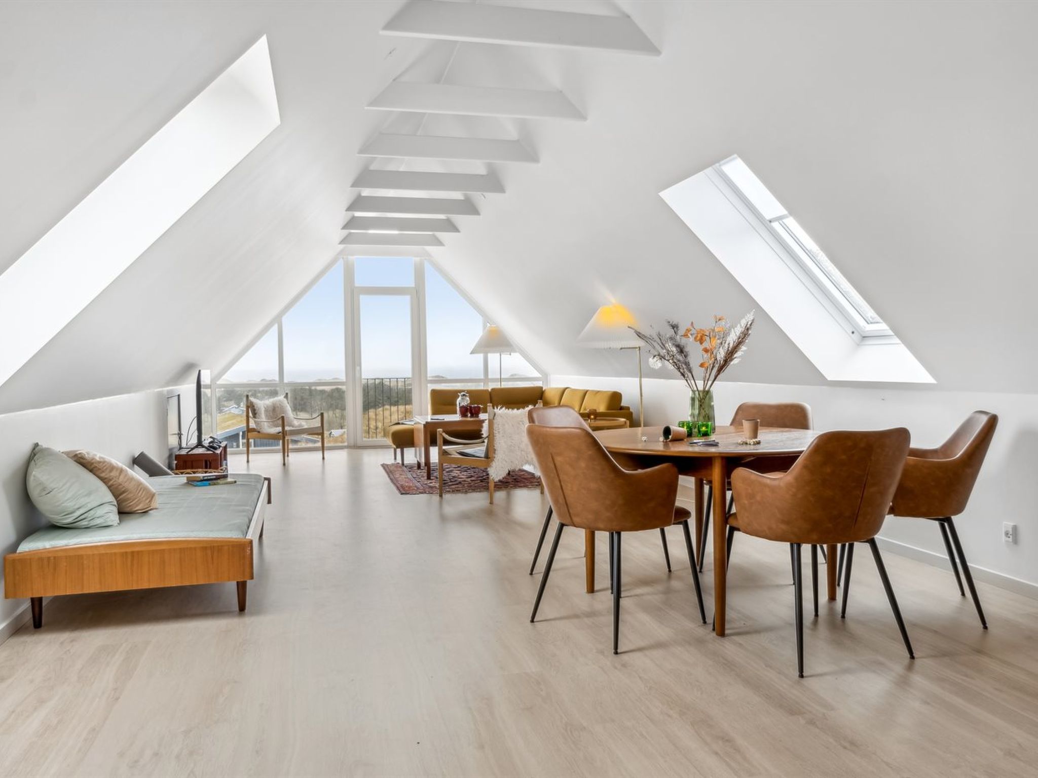 "Ajvi" - 900m from the sea - Binnen