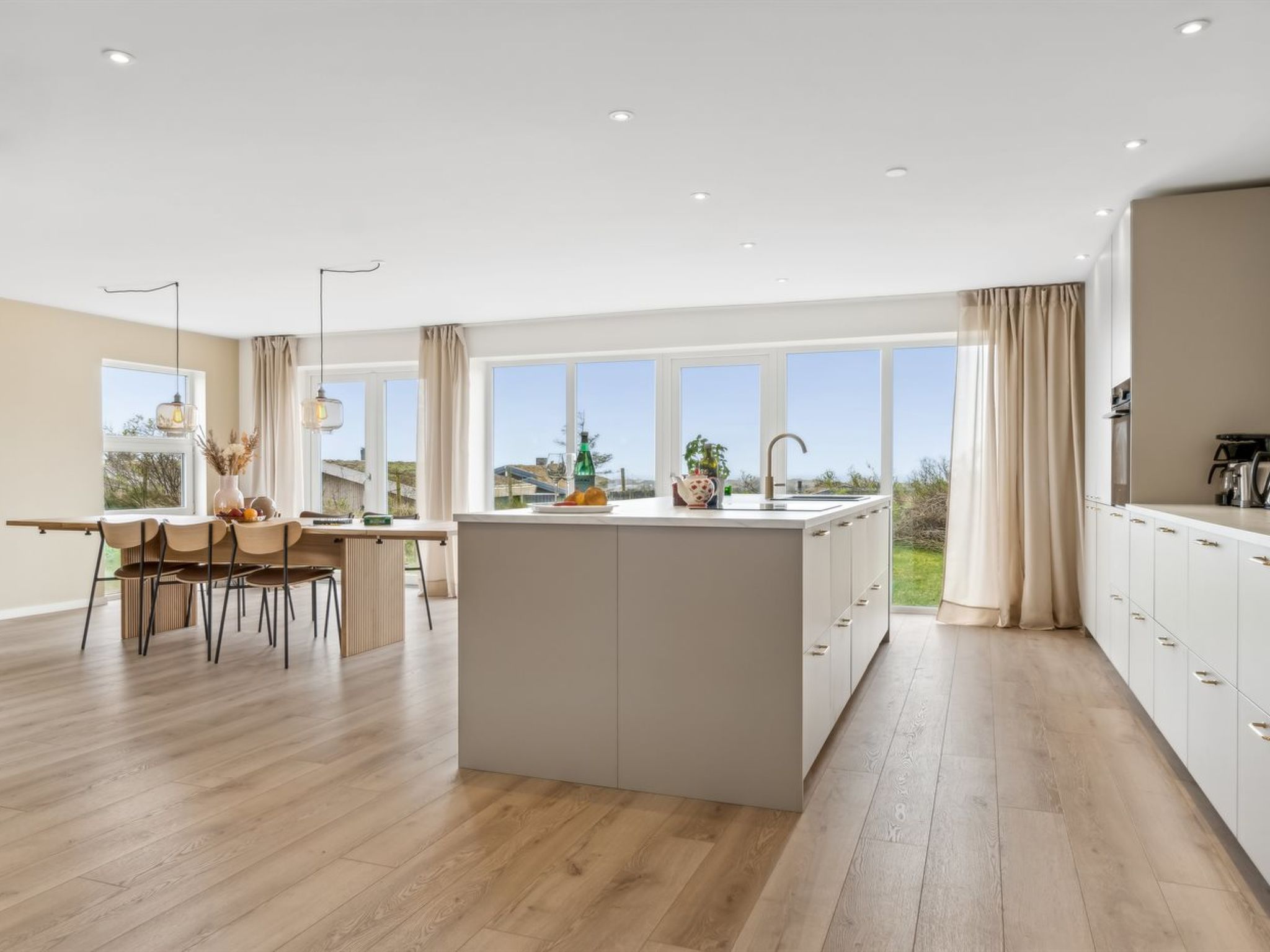 "Ajvi" - 900m from the sea - Binnen
