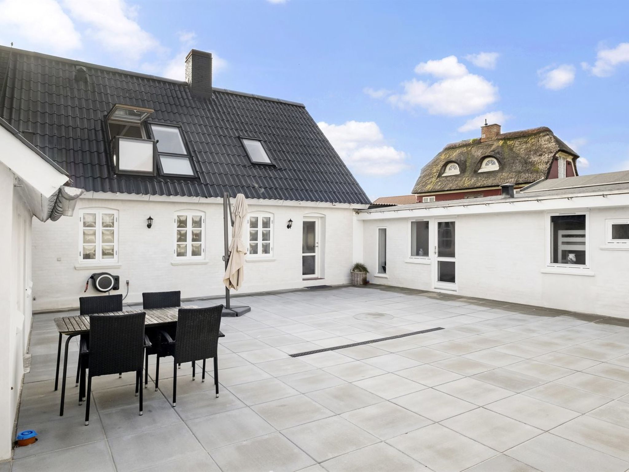 "Edin" - 100m from the sea - Buiten