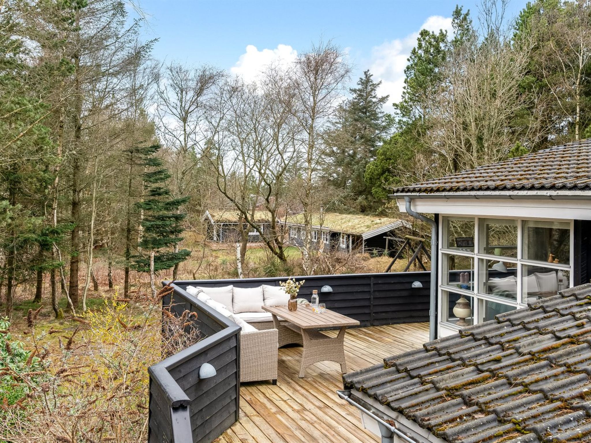 "Sighfrith" - 2km from the sea — Terrace (2 of 31)