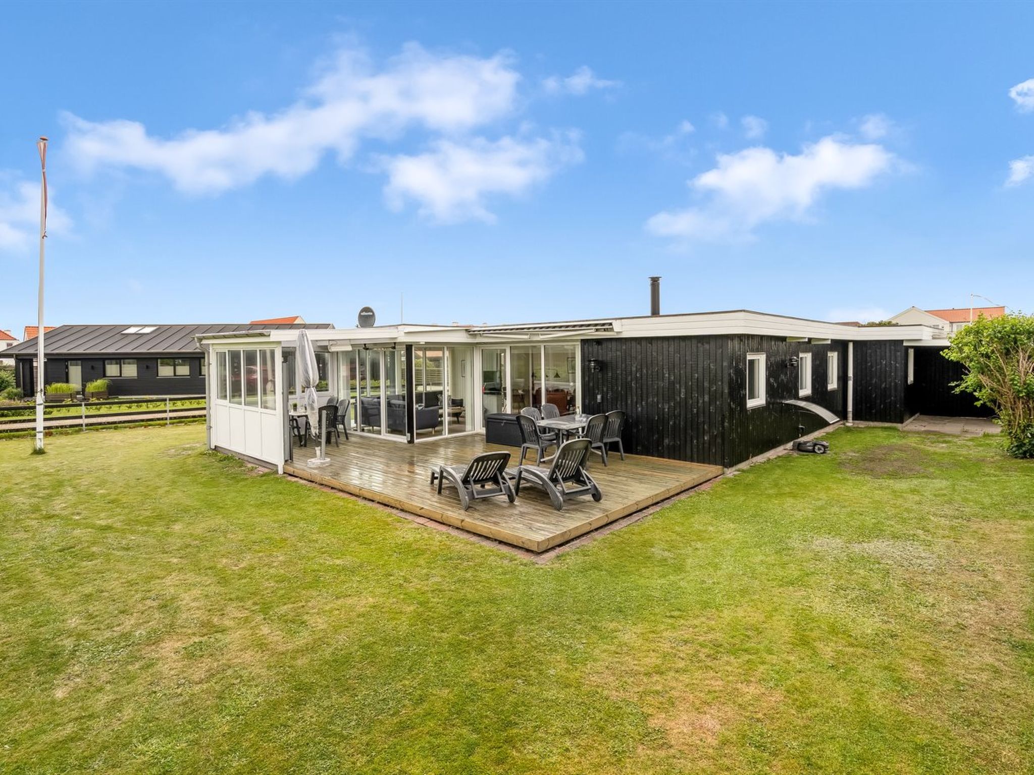 "Myrte" - 300m from the sea - Buiten