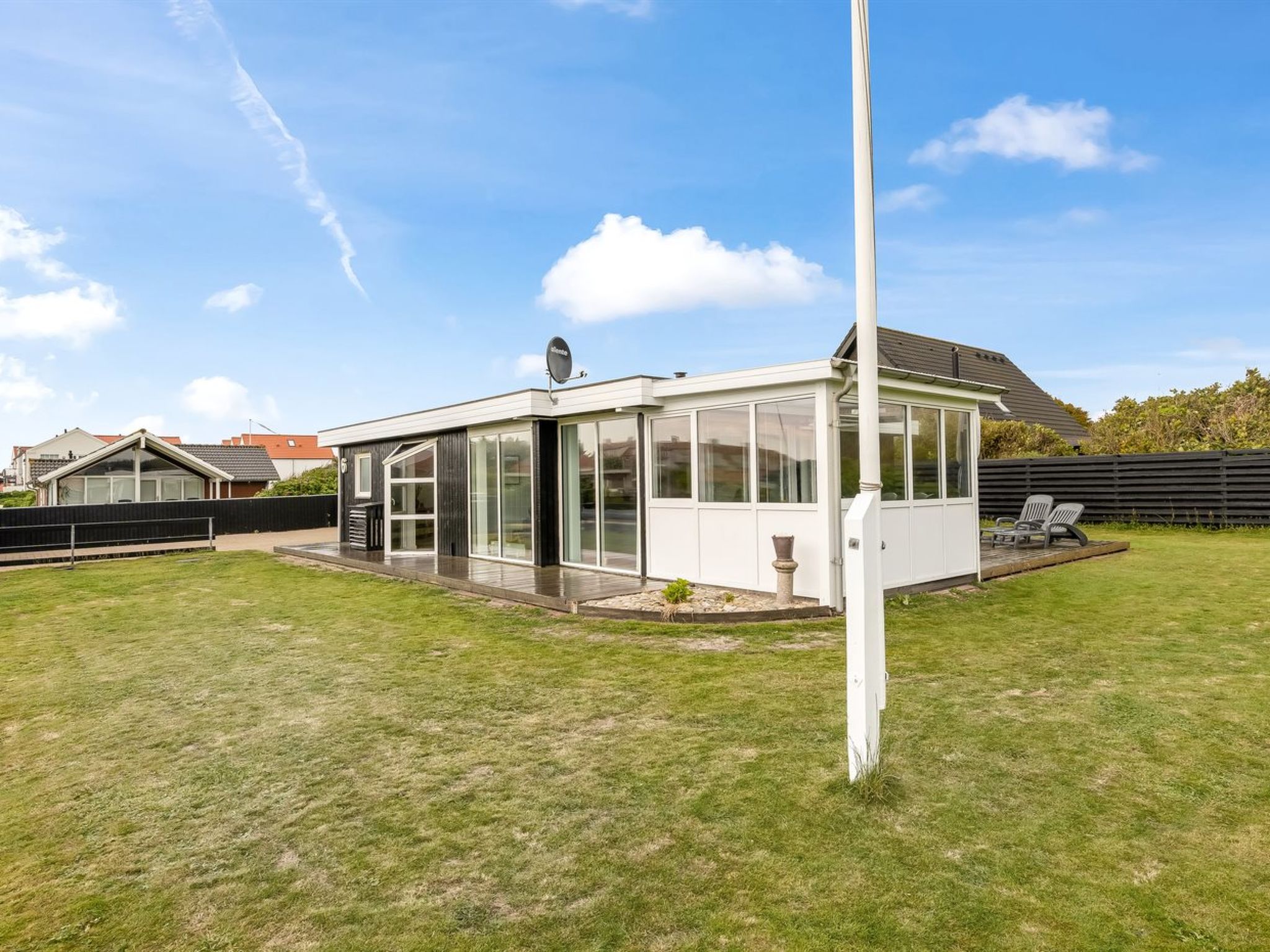 "Myrte" - 300m from the sea - Buiten