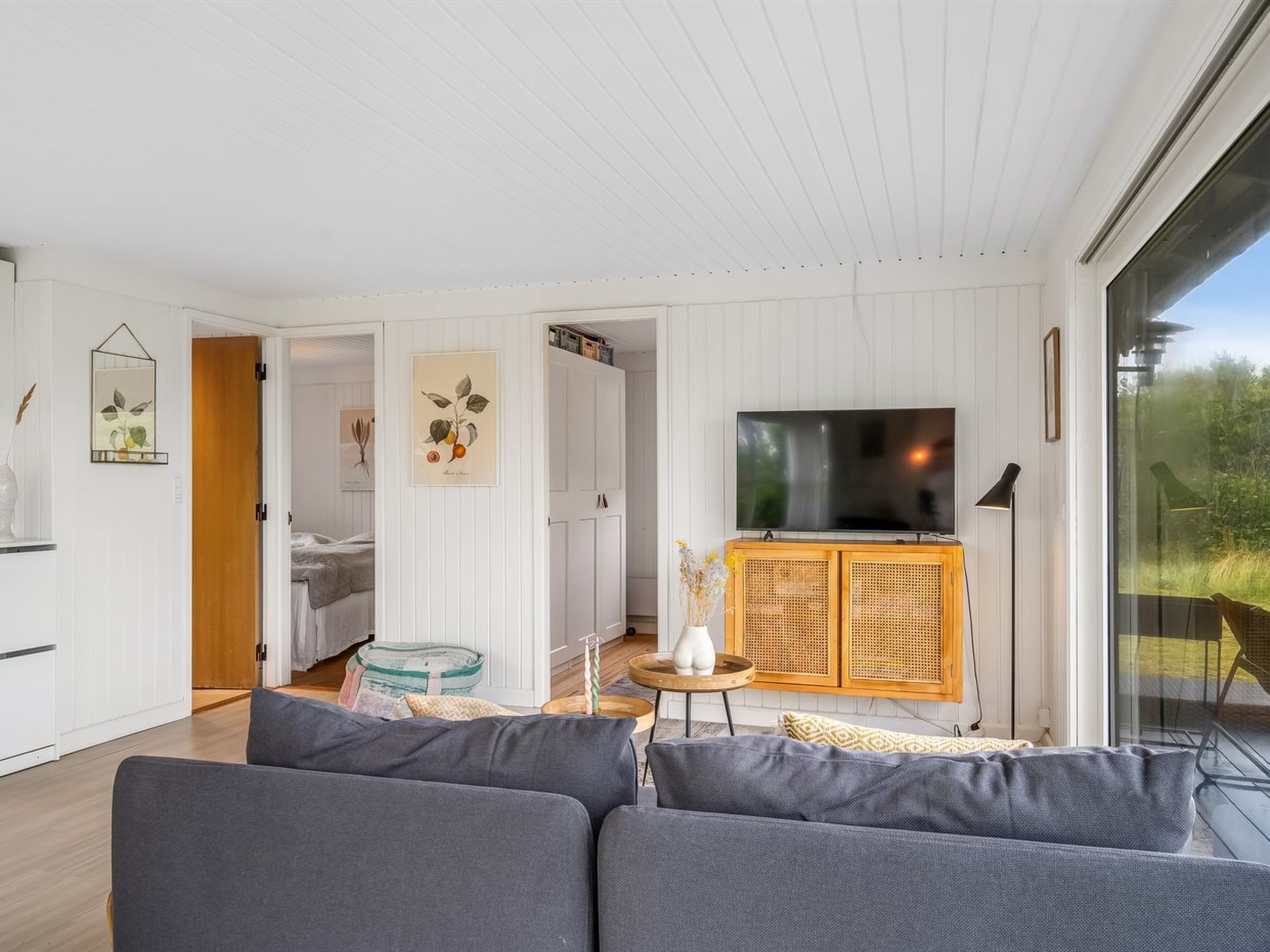 "Mintha" - 400m from the sea - Binnen