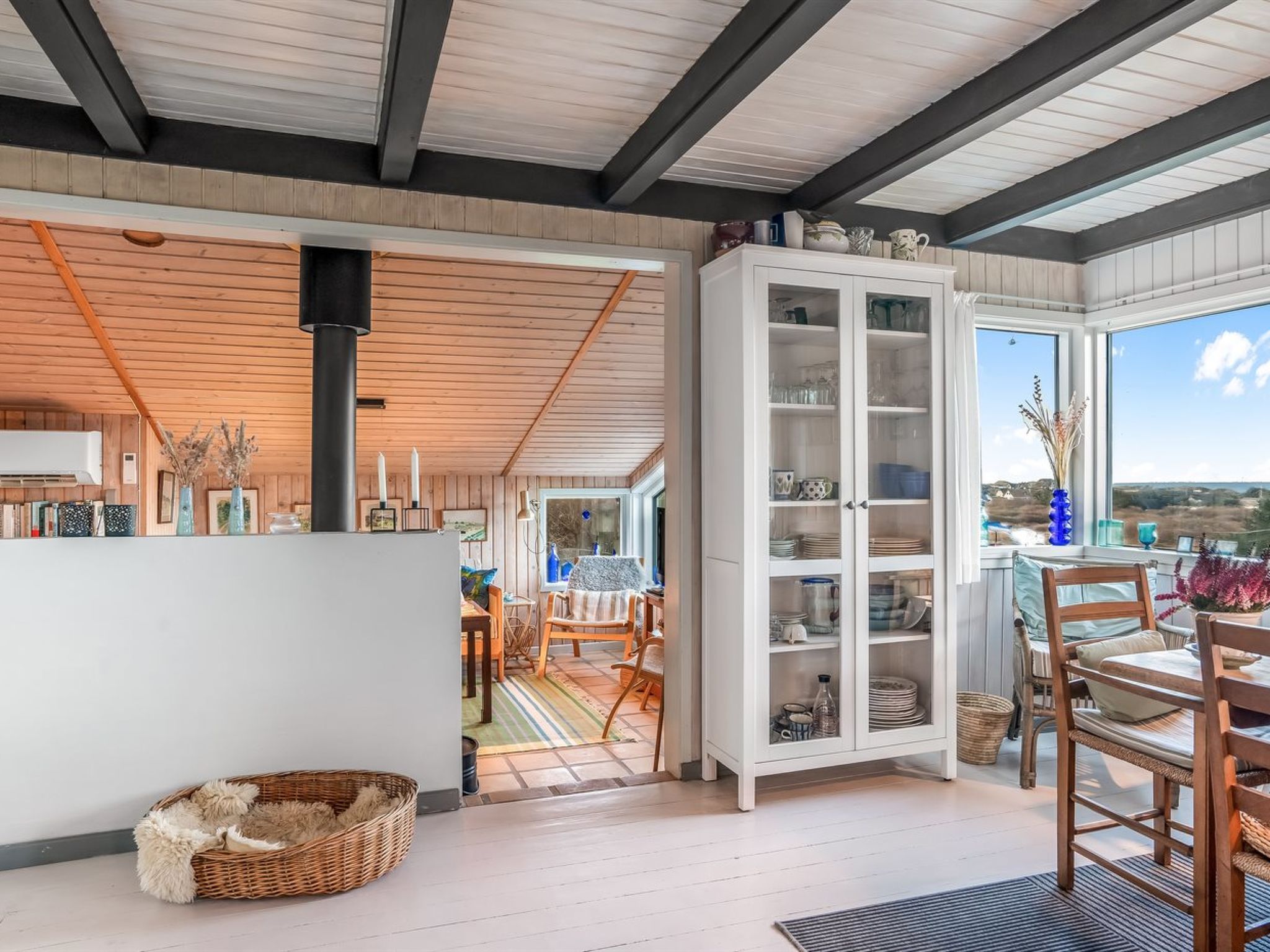 "Sella" - 600m from the sea - Binnen