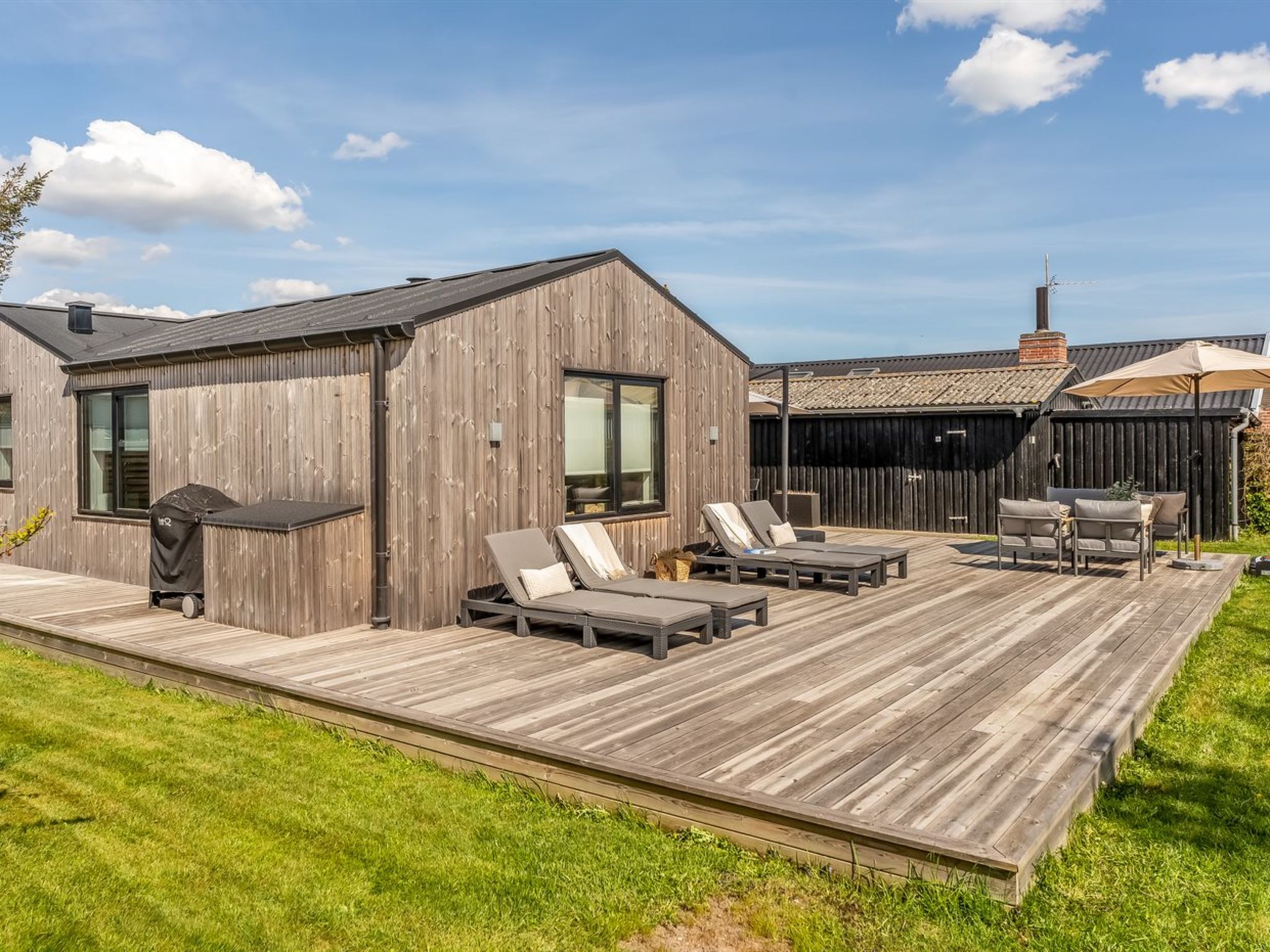 "Hellena" - 600m from the sea - Buiten