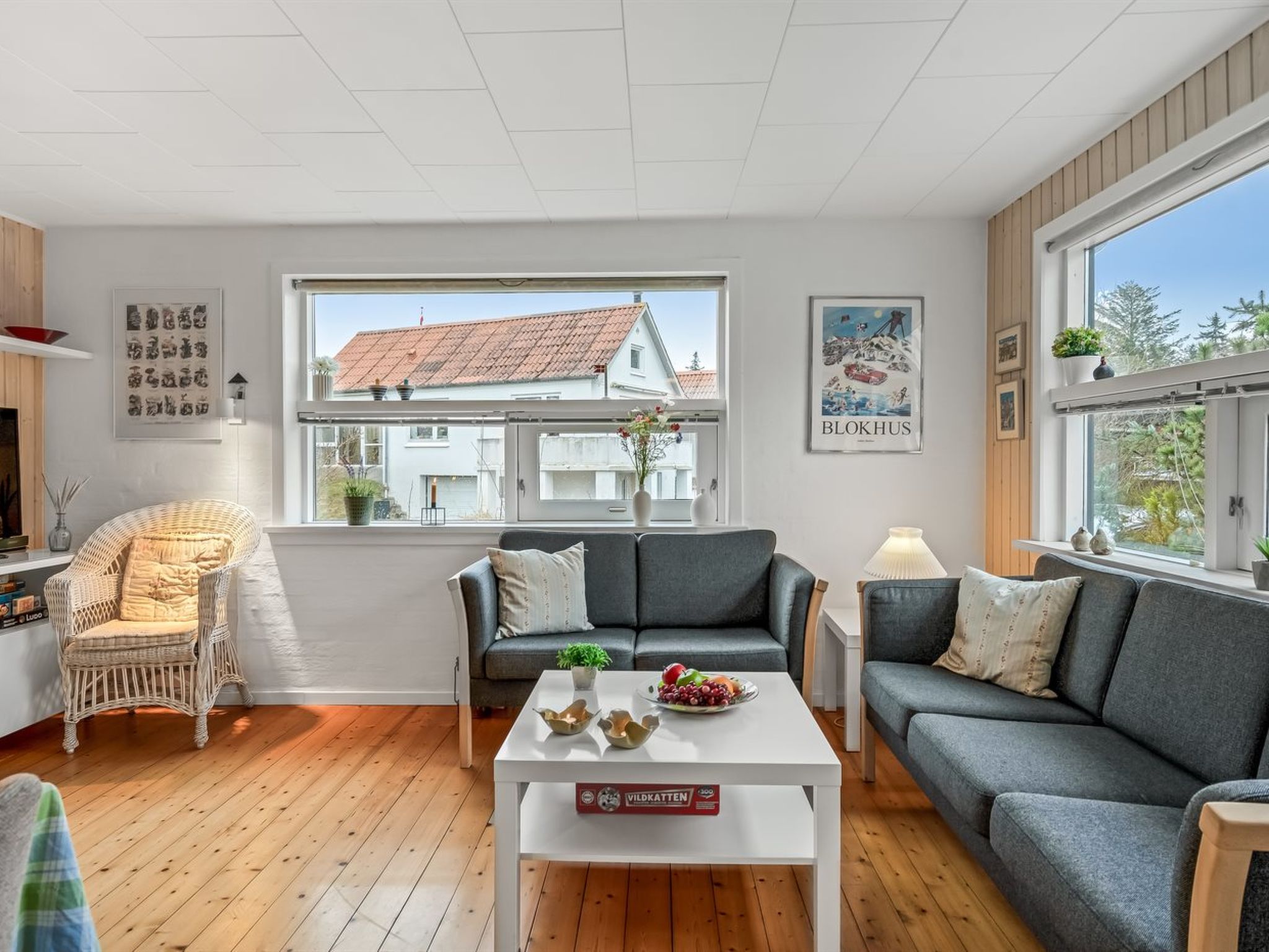 "Annemone" - 900m from the sea-Inside