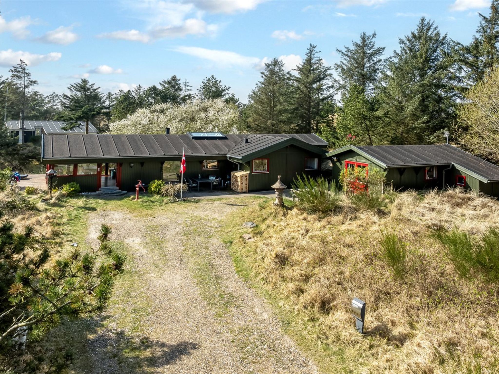 "Nimrod" - 800m from the sea - Draußen