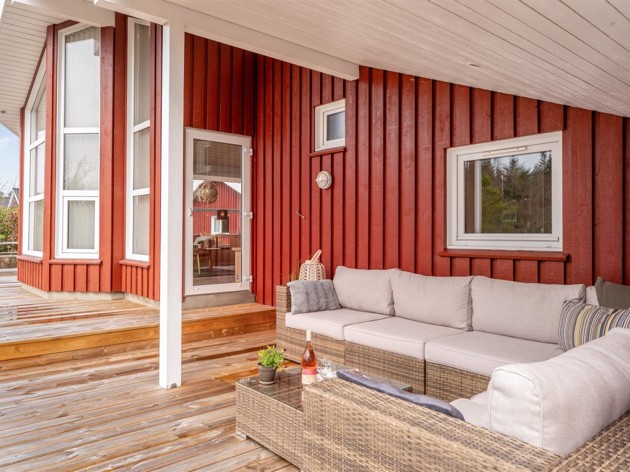 "Gunborg" - 2.5km from the sea — Terrace (3 of 32)