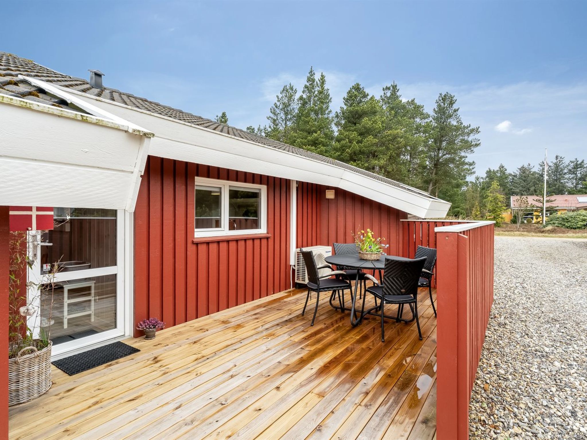 "Gunborg" - 2.5km from the sea — Terrace (5 of 32)