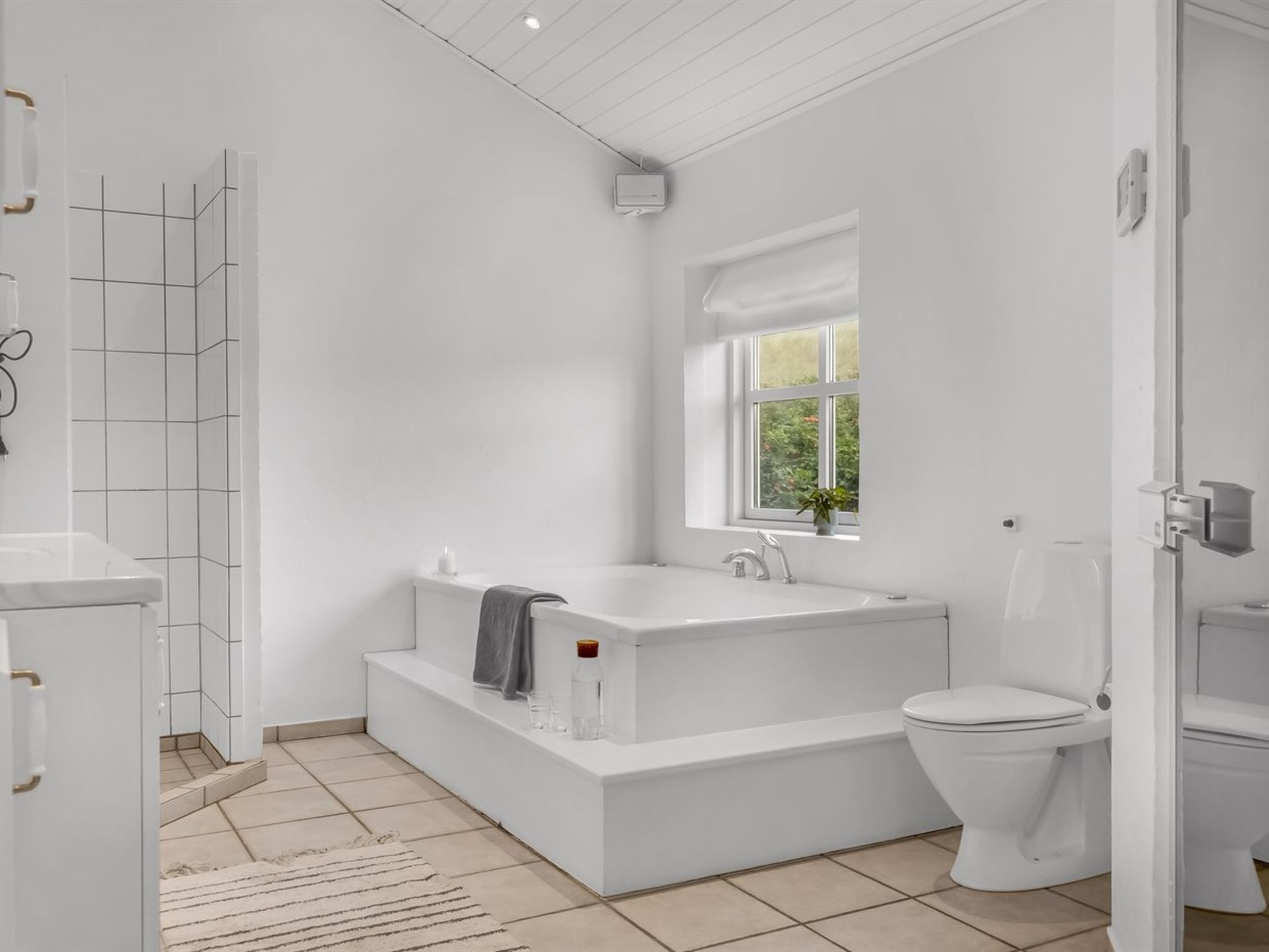 "Alde" - 150m from the sea-Drinnen