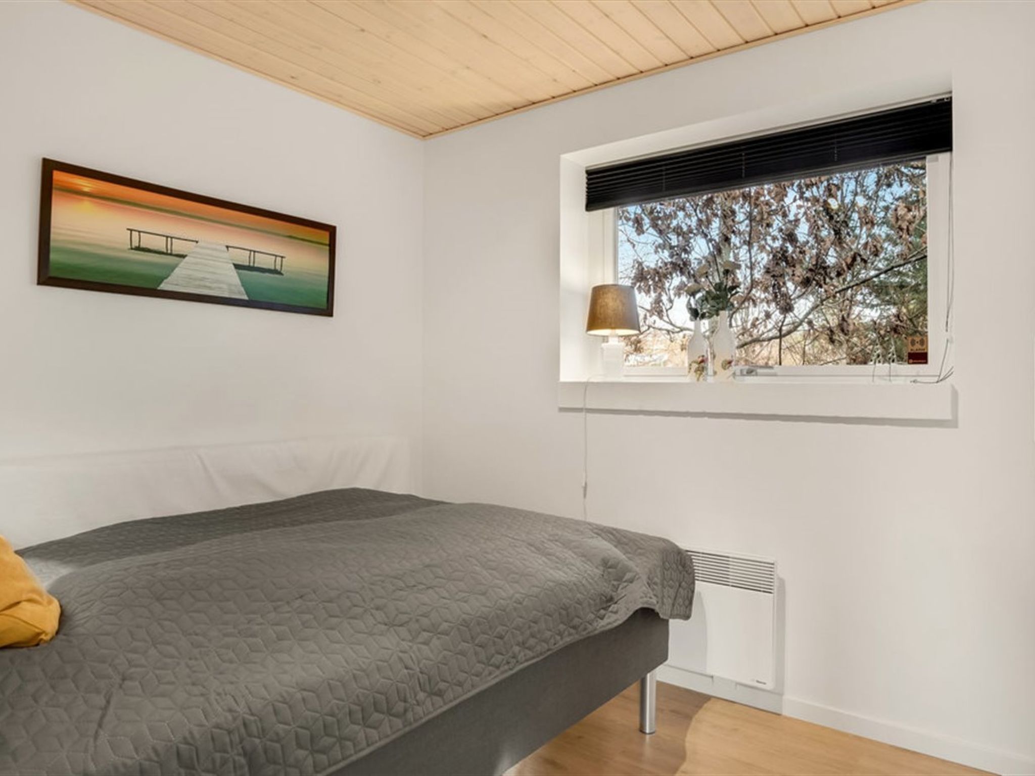 "Muriel" - 1.6km from the sea-Binnen