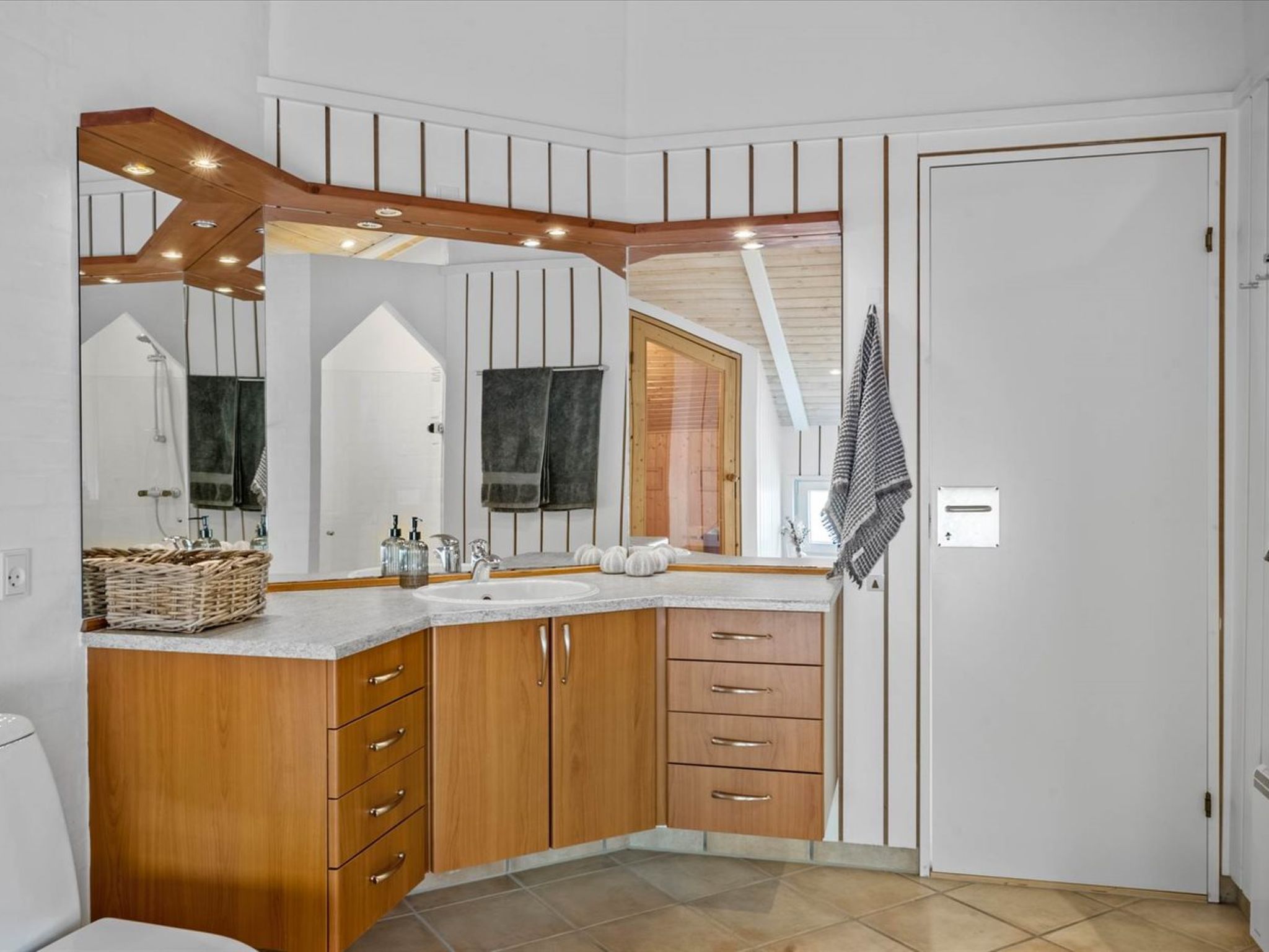 "Osfrid" - 175m from the sea-Binnen