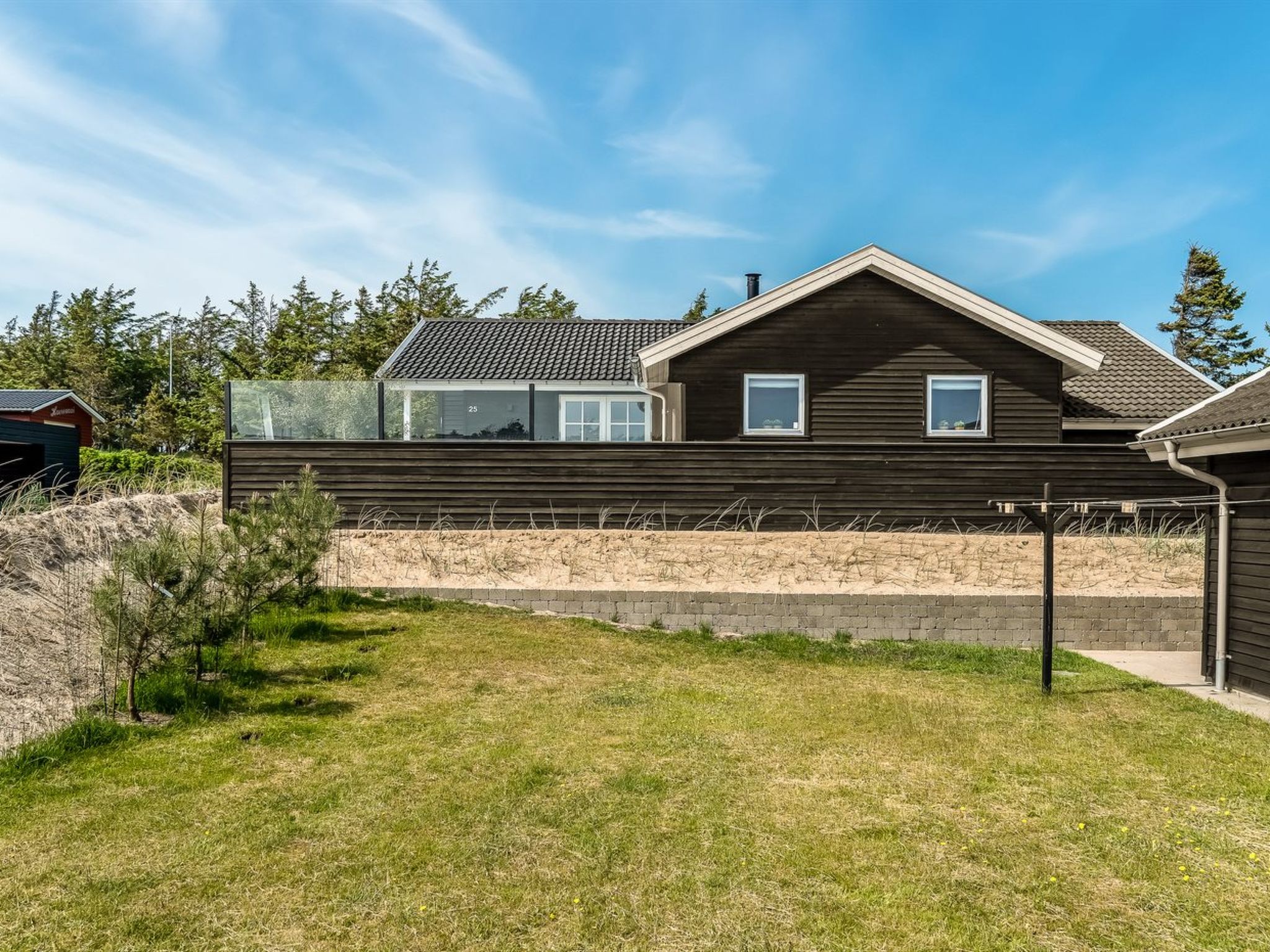 "Fridhild" - 450m from the sea - Outside