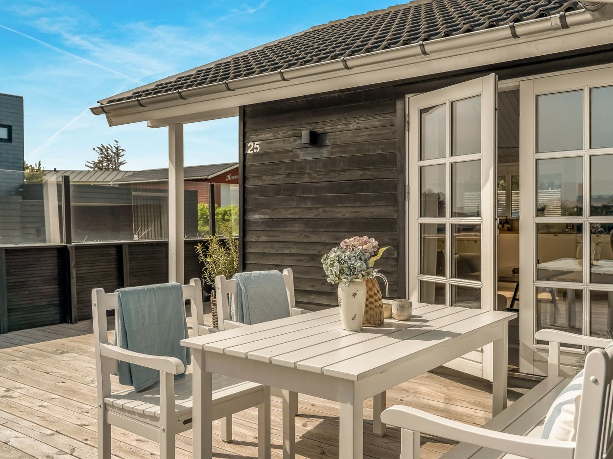 "Fridhild" - 450m from the sea - Outside