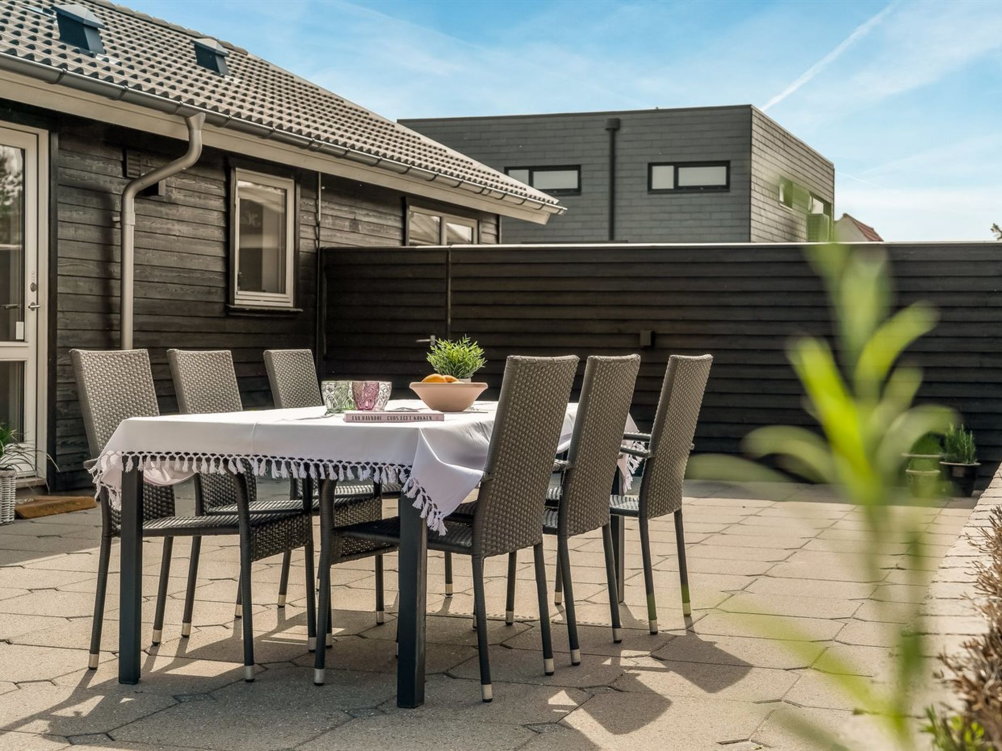 "Fridhild" - 450m from the sea - Outside