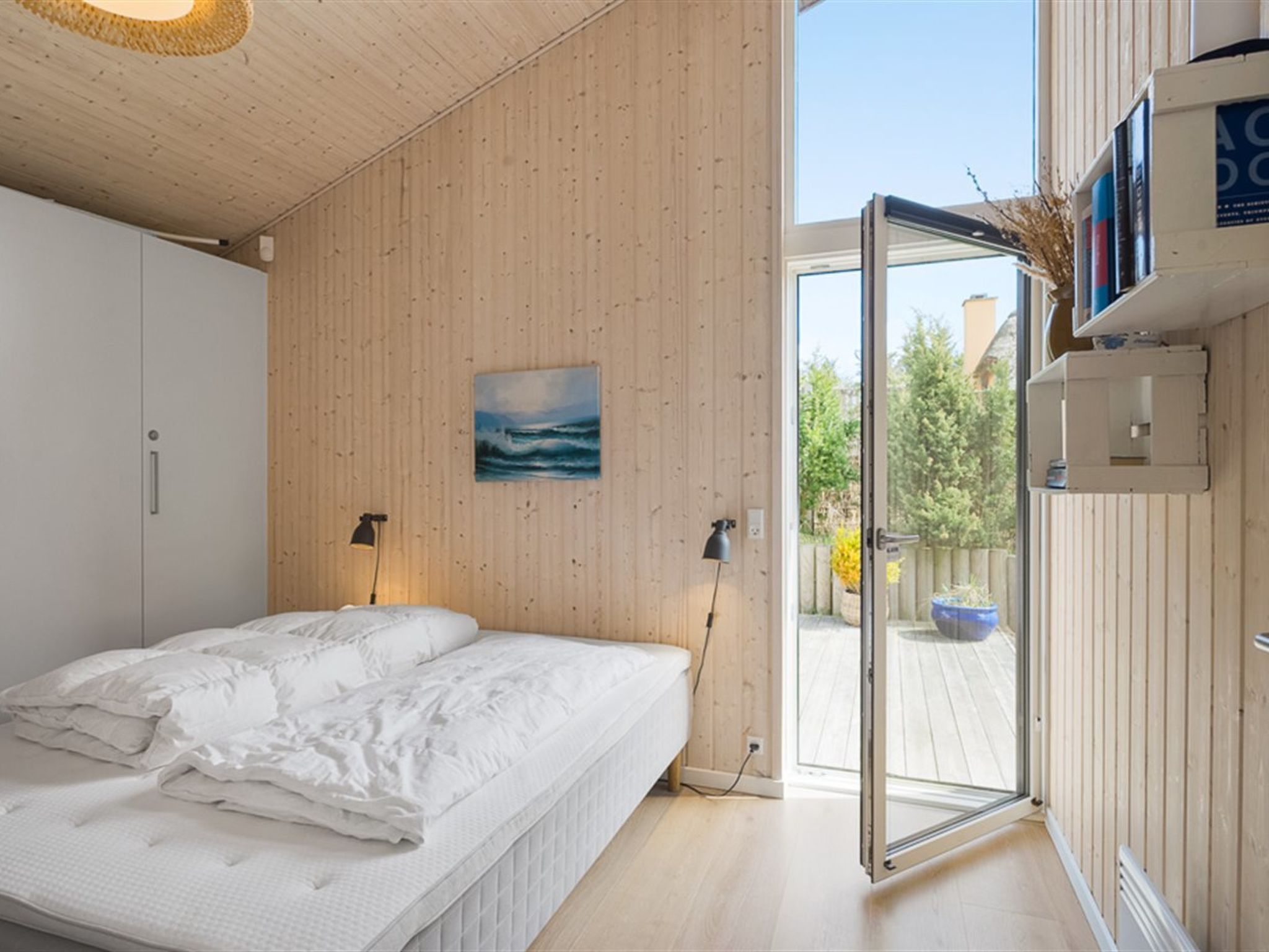 "Minka" - 500m from the sea - Binnen