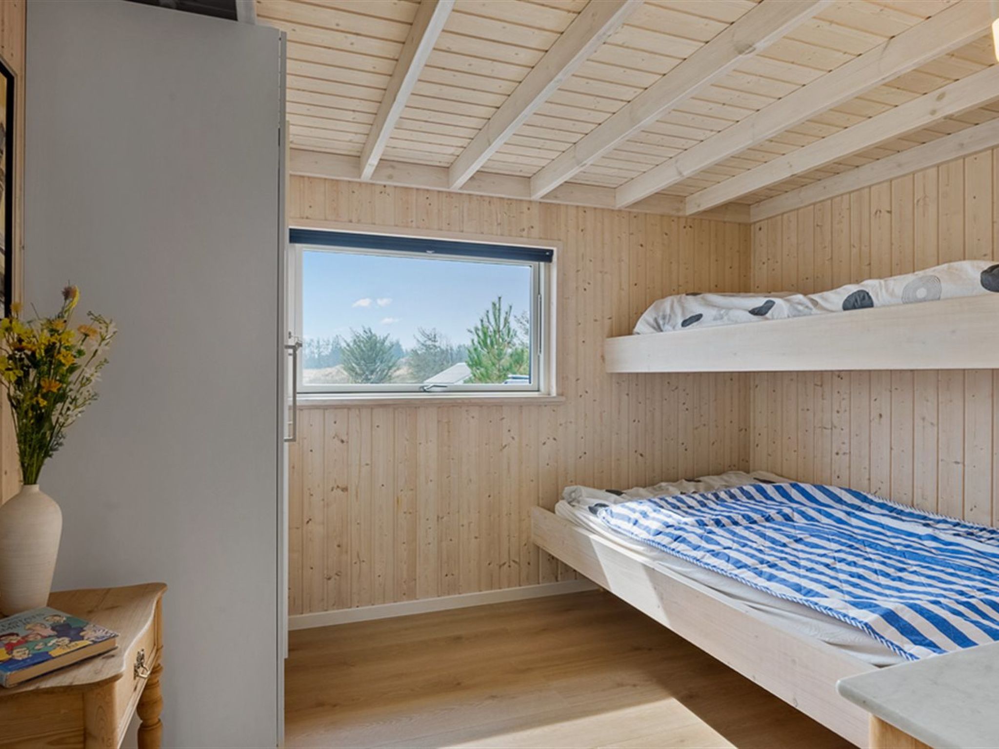 "Minka" - 500m from the sea - Binnen