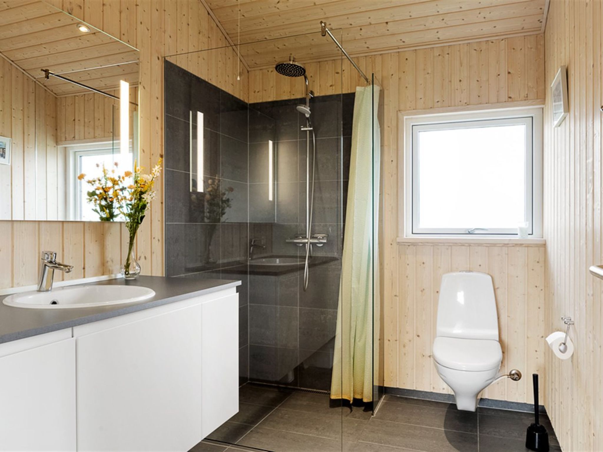 "Minka" - 500m from the sea - Binnen