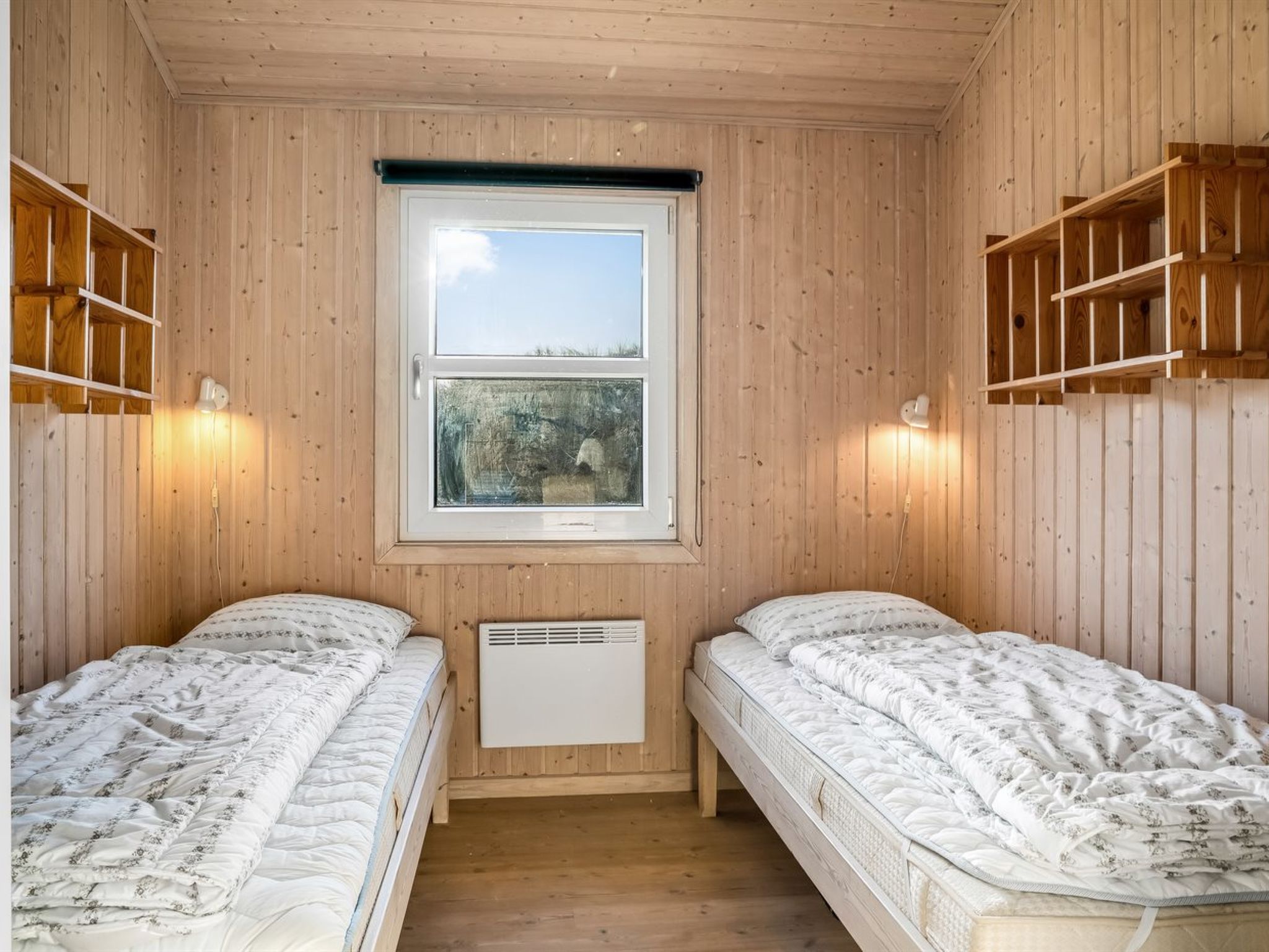 "Ludviga" - 400m from the sea - Binnen