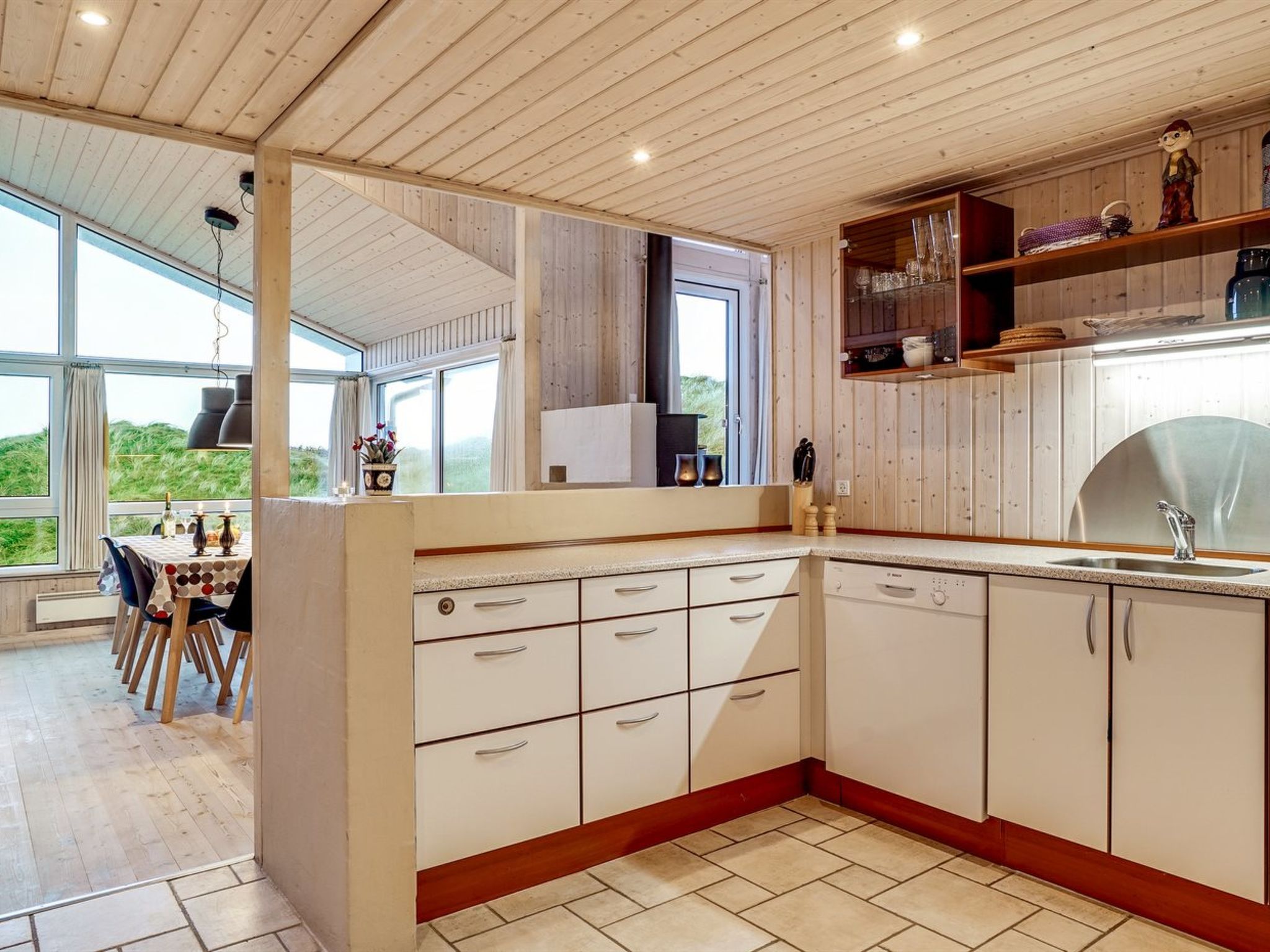 "Ludviga" - 400m from the sea-Binnen