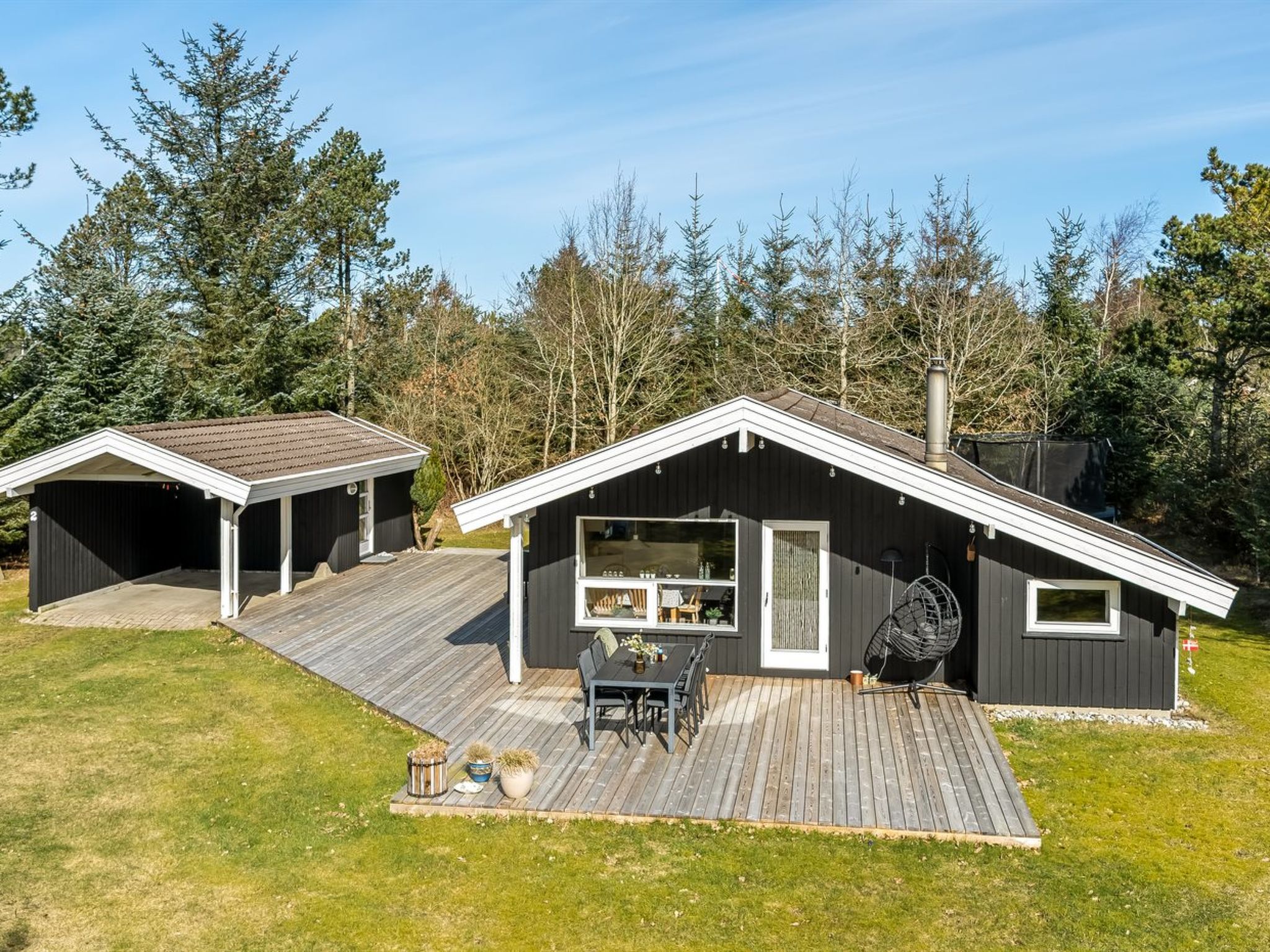 "Akka" - 2km from the sea