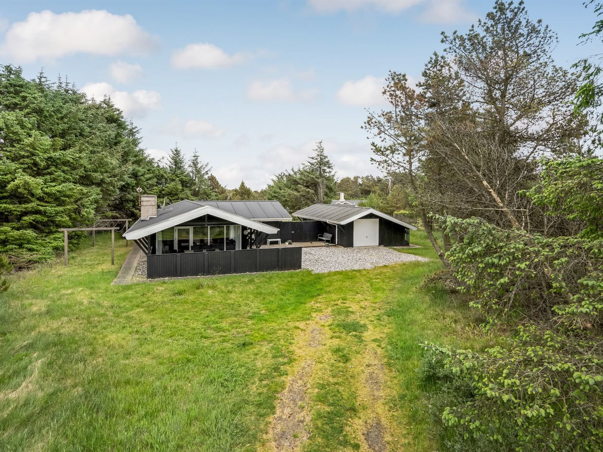 "Eivy" - 1km from the sea