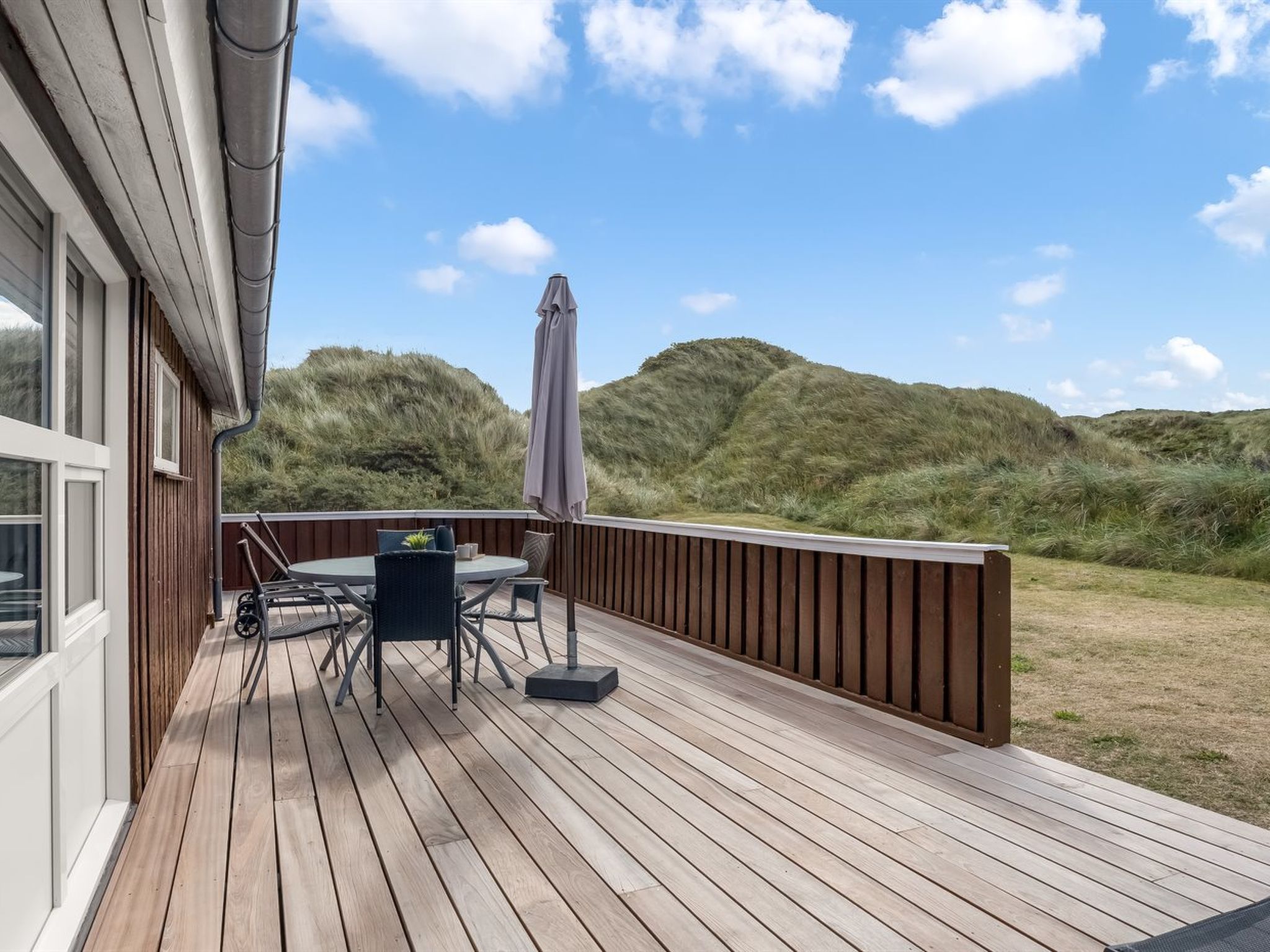 "Larisa" - 250m from the sea